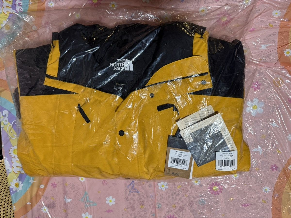 The North Face The North Face GORE-TEX Mountain Guide Insulated Jacket Gold Size US L / EU 52-54 / 3 - 5 Thumbnail