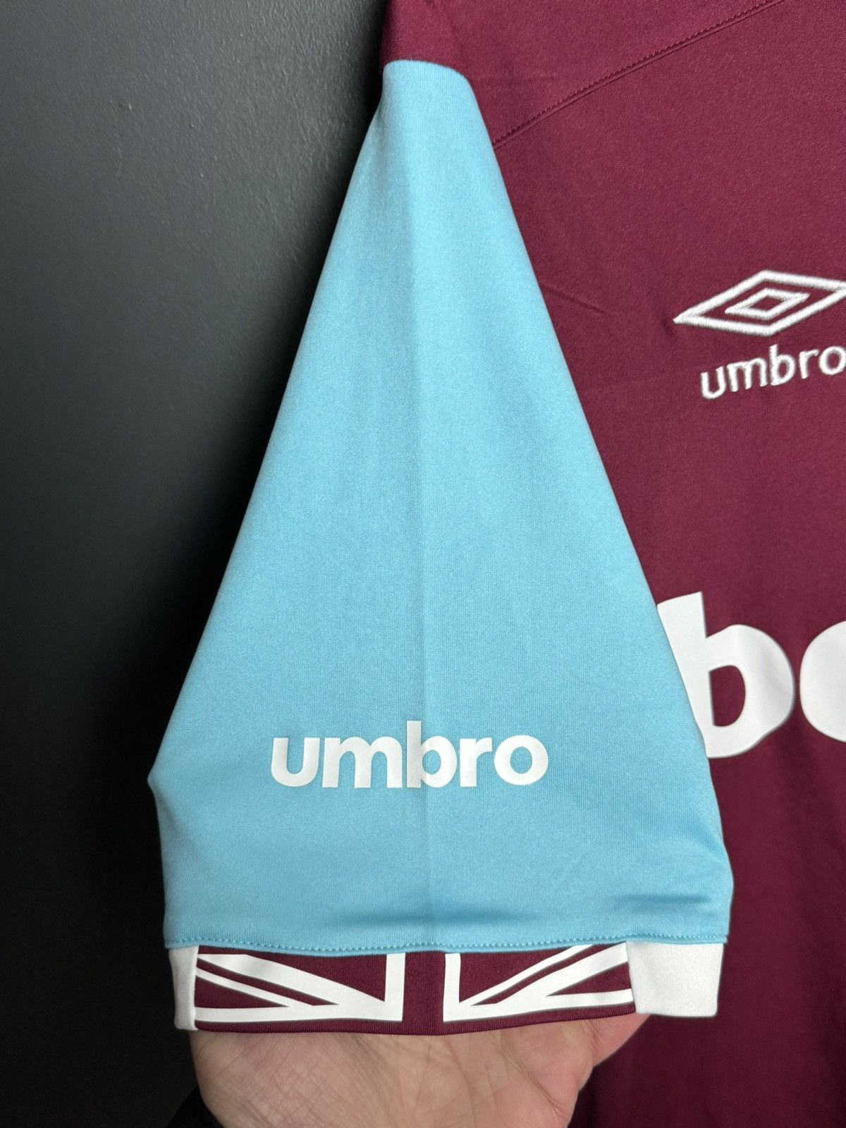 Umbro West Ham United 16/17 Home Football Jersey Size US M / EU 48-50 / 2 - 4 Thumbnail