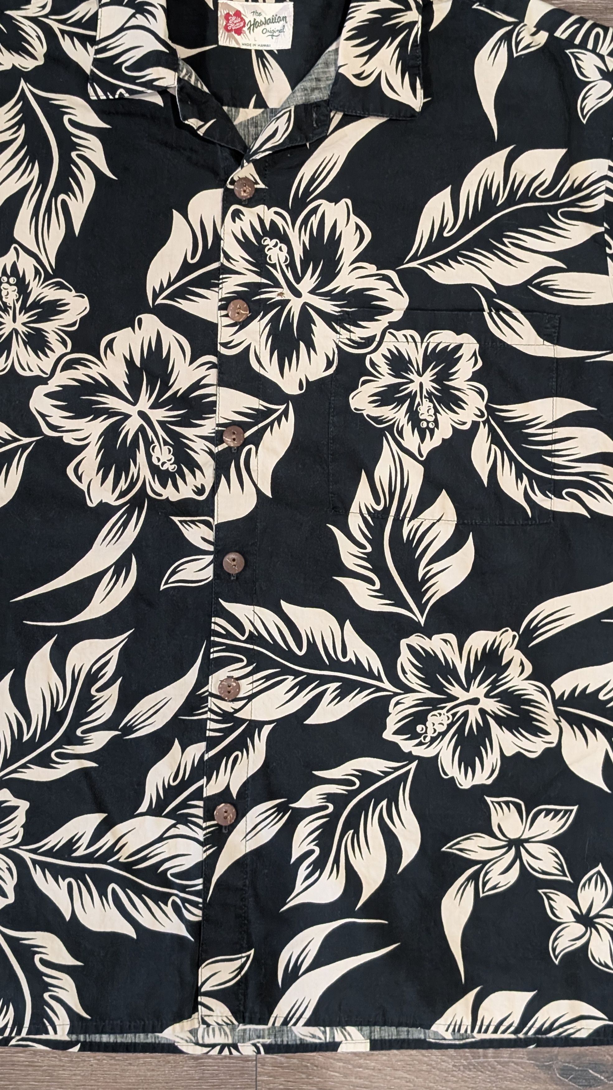 Hilo Hattie Vintage Hilo Hattie floral Black Hawaiian shirt - SIZE L Size US L / EU 52-54 / 3 - 2 Thumbnail