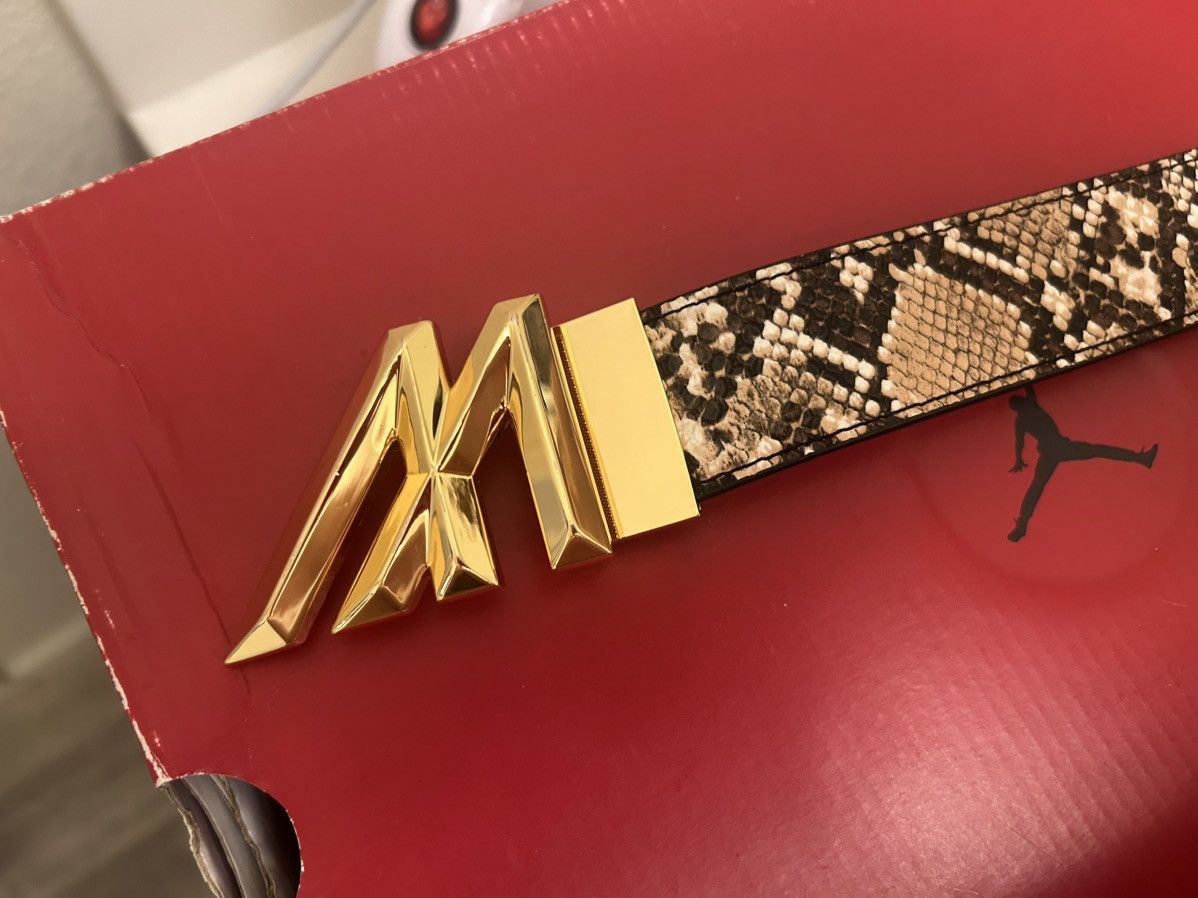 Mint Worldwide Belt