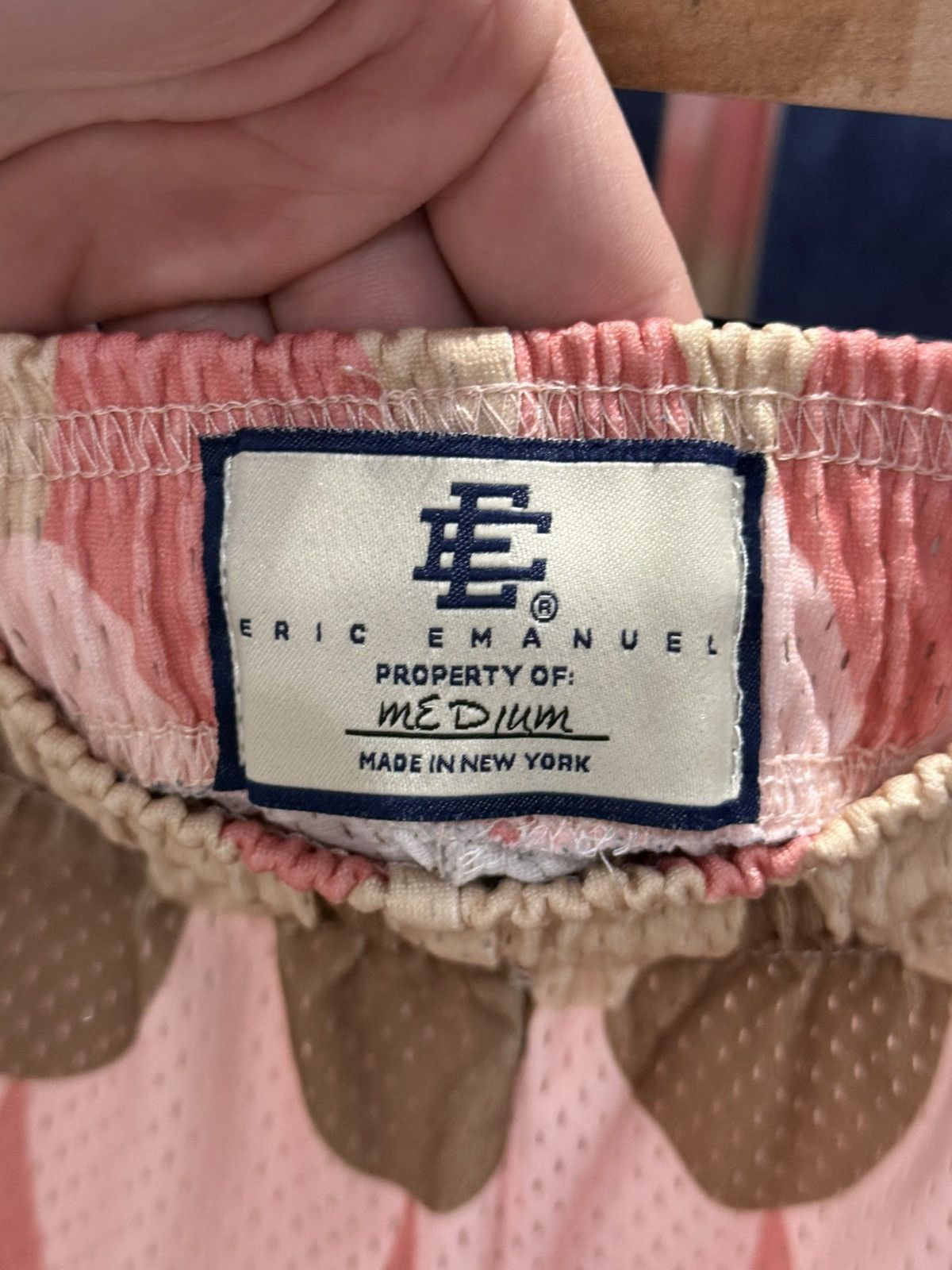 Eric Emanuel Eric Emanuel EE Basic Short Pink Brown Fish Scale Scallop Size US 32 / EU 48 - 5 Thumbnail
