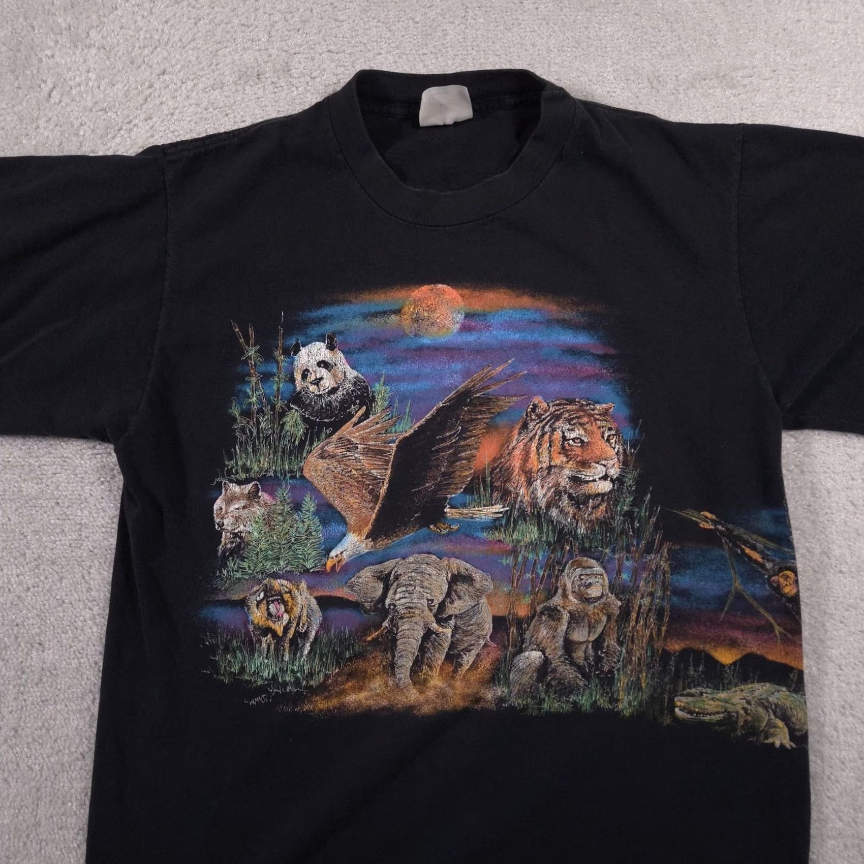 Elwood VINTAGE Hazelwood Wildlife Animals Shirt Mens L Black Made USA Double Sided 90s Size US L / EU 52-54 / 3 - 3 Thumbnail