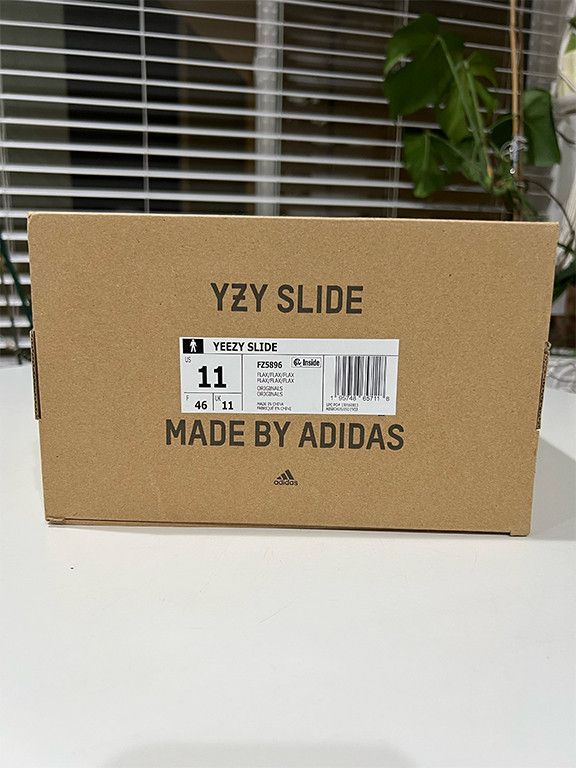 Yeezy adidas Yeezy Slide Flax Size US 11 / EU 44 - 8 Thumbnail