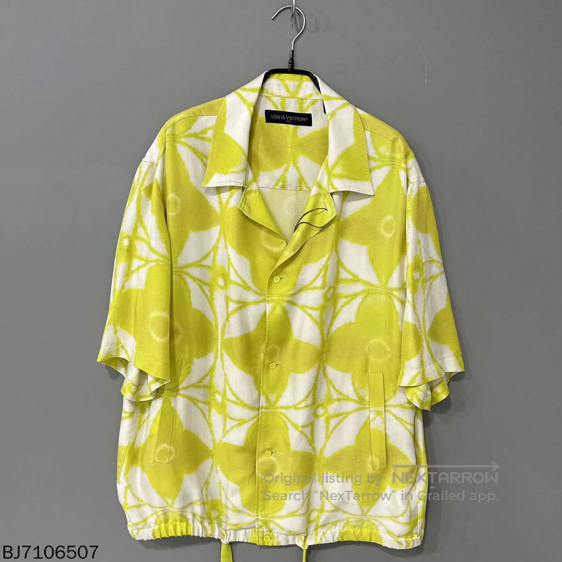 Louis Vuitton yellow short sleeve shirt by Louis Vuitton. Size US XL / EU 56 / 4 - 1 Thumbnail