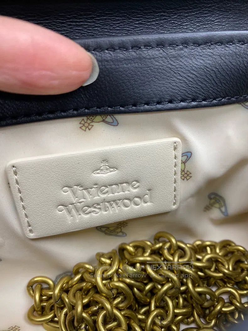 Vivienne Westwood Vivienne Westwood size os Sheepskin Diamond Pattern Retro P Size ONE SIZE - 8 Thumbnail