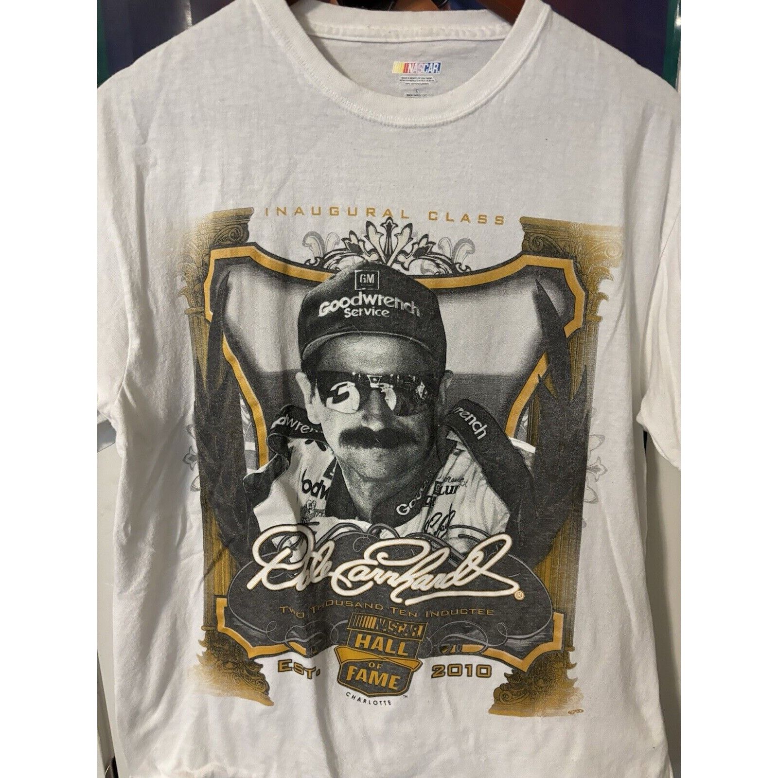 Other vintage inaugural class RIP dale nascar white T-shirt Large Size US L / EU 52-54 / 3 - 4 Thumbnail