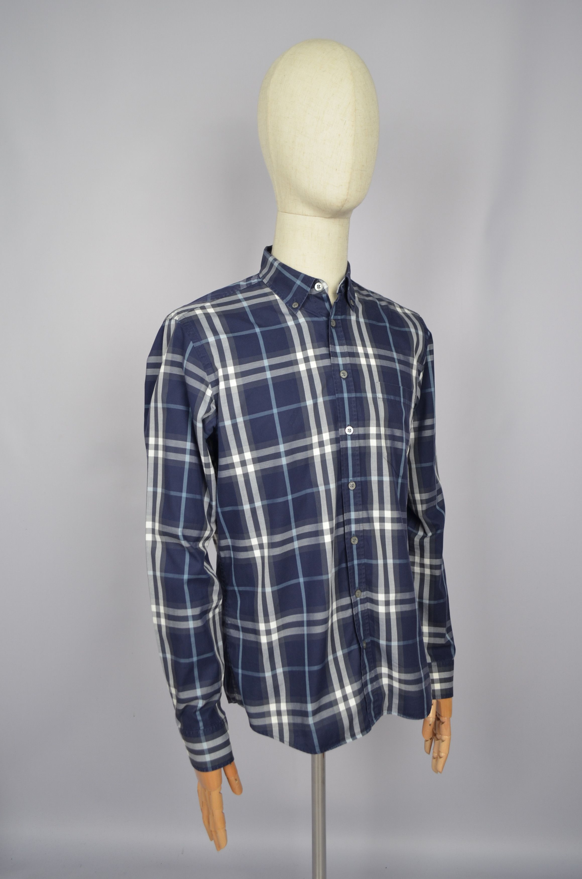 Burberry × Designer Burberry London Navy Check Shirt Size M P2P 21'2" Designer Size US M / EU 48-50 / 2 - 6 Thumbnail