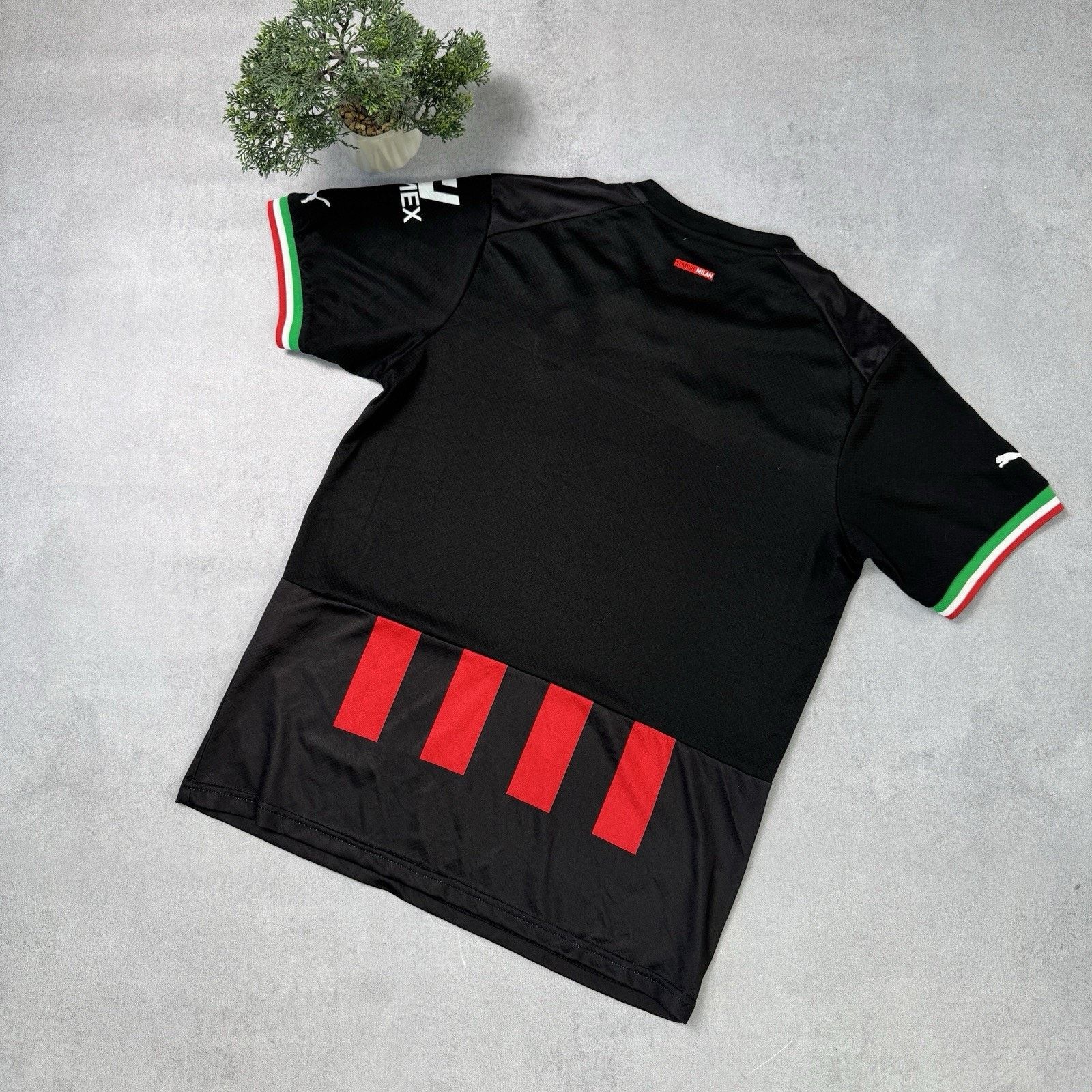 Puma Puma AC Milan 2022 2023 Soccer Jersey Football Shirt Size XL Size US XL / EU 56 / 4 - 12 Thumbnail