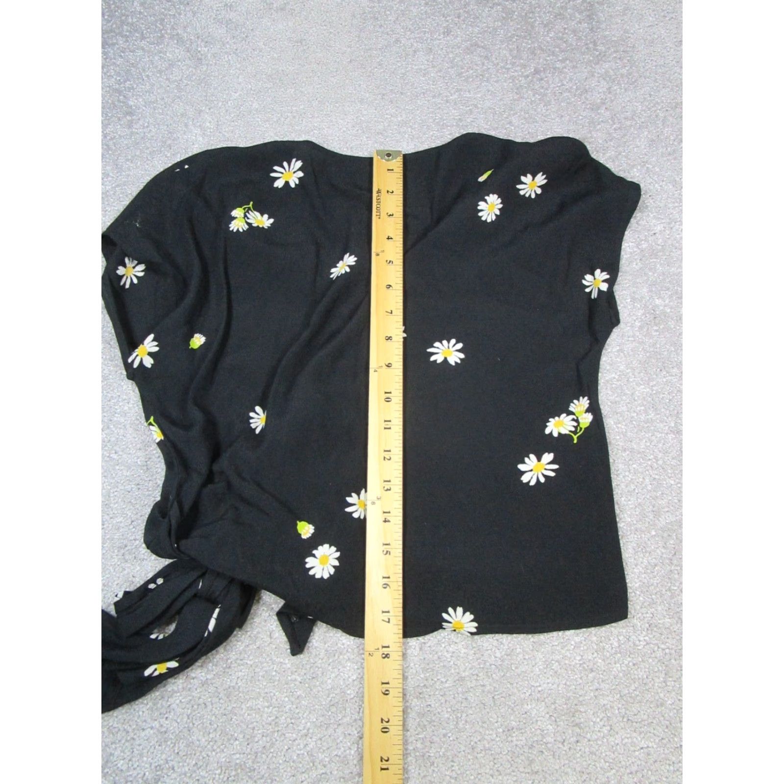 Madewell Madewell Top Womens XS Black Floral Wrap Blouse Size XS / US 0-2 / IT 36-38 - 7 Thumbnail