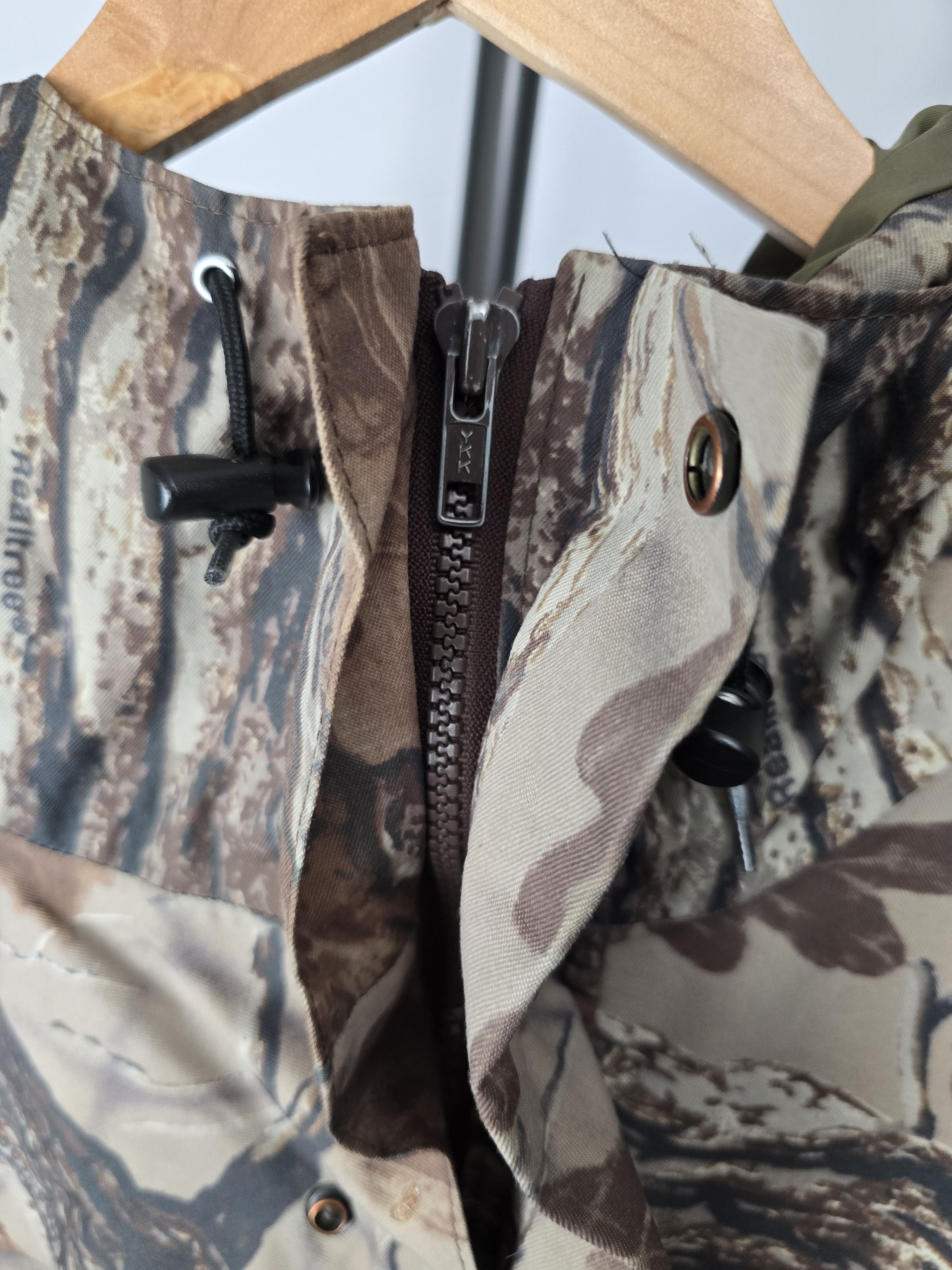 Cabelas RealTree Camo Hooded Gortex Jacket Size US XL / EU 56 / 4 - 8 Thumbnail