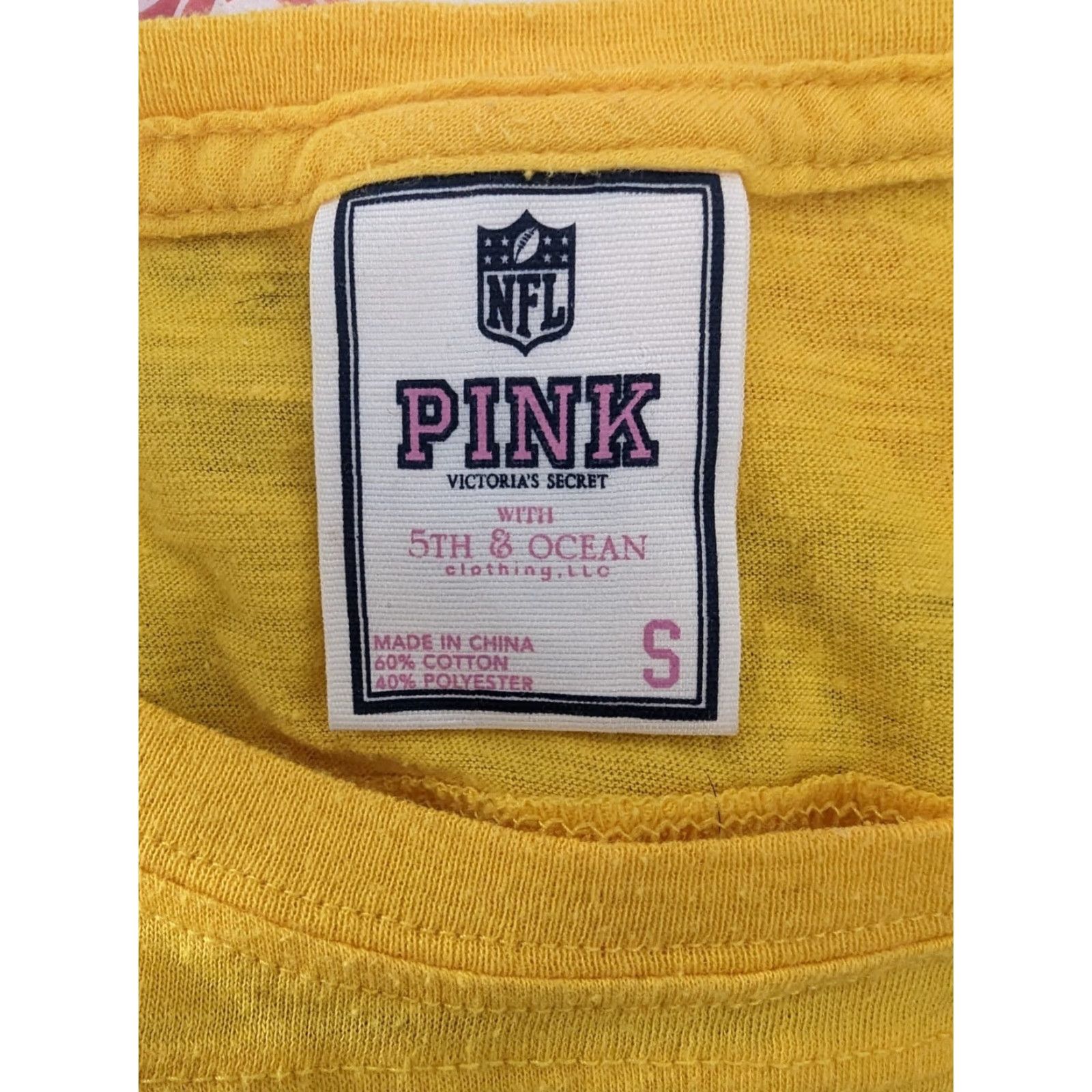 Victoria's Secret Victoria's Secret Pink Shirt Womens S Yellow Green Bay Packers T-shirt S1S Size S / US 4 / IT 40 - 4 Thumbnail