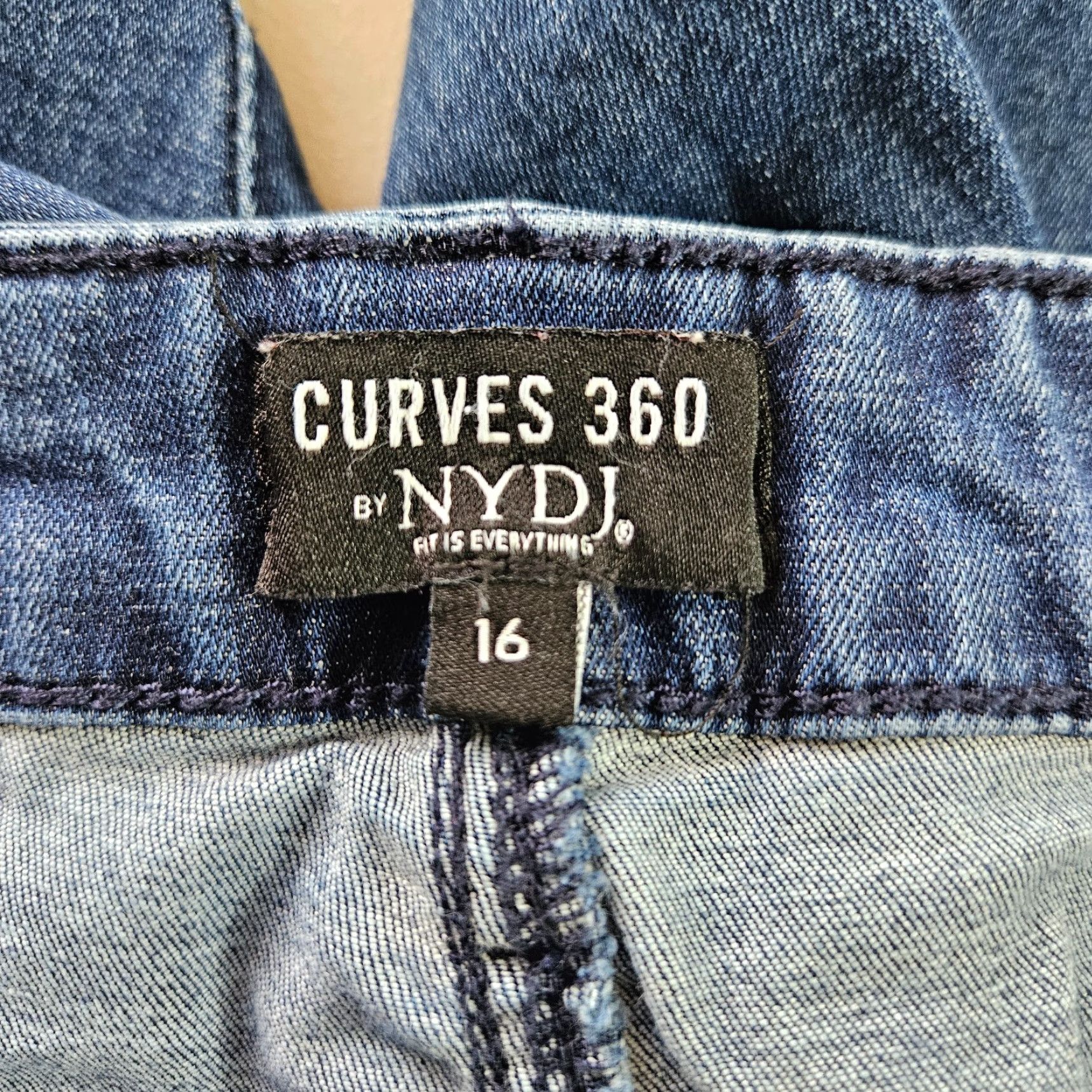 NYDJ NYDJ Curves 360 Womens Cropped Jeans Size 16 Blue High Rise Cotton Blend Denim 20in Inseam Size 38" / US 16 / IT 52 - 6 Thumbnail