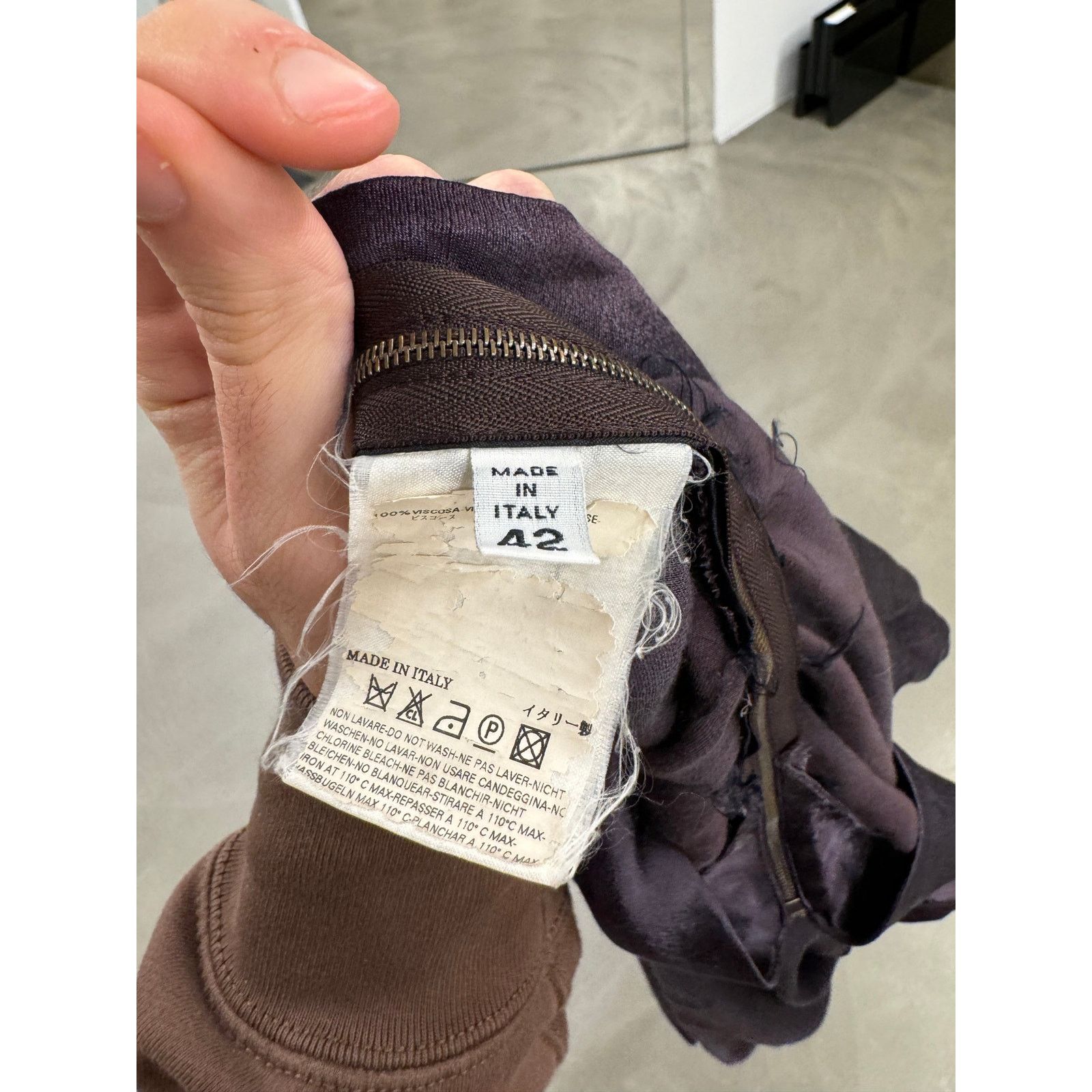 Maison Margiela S/S 2007 Maison Margiela car seat iridescent dress Size M / US 6-8 / IT 42-44 - 12 Thumbnail