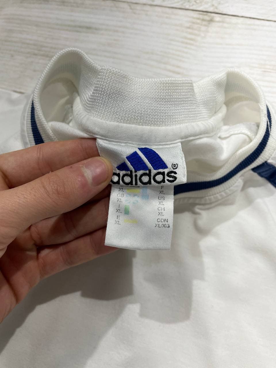Adidas Vintage Adidas Basketball T-Shirt NBA Big Logo Y2K USA Size US XL / EU 56 / 4 - 10 Thumbnail