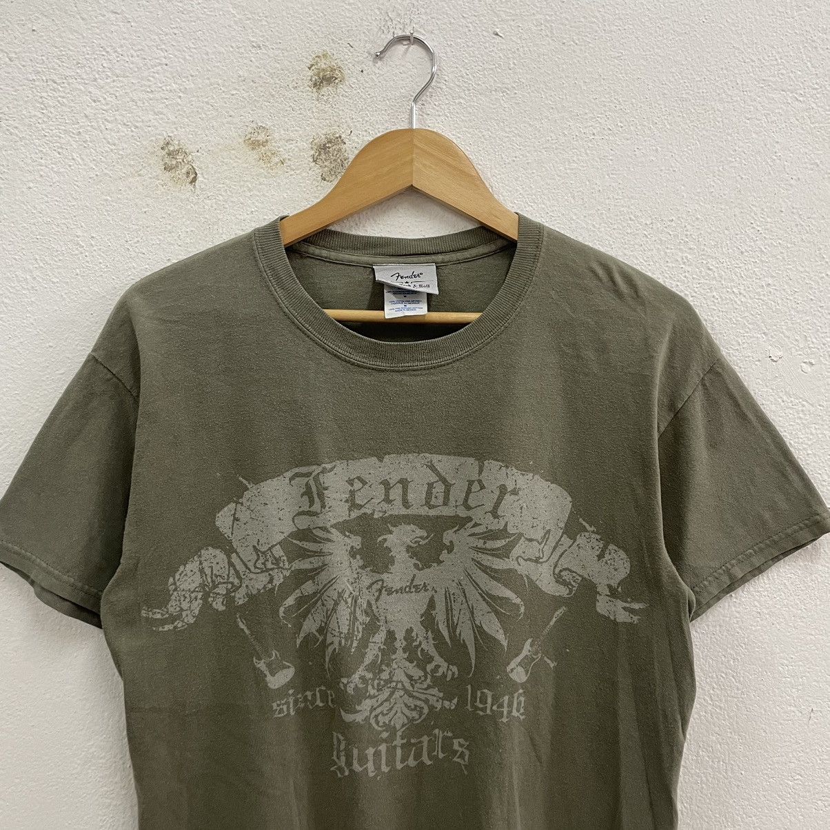 Fender × Vintage 🔥Vintage FENDER Big Logo Rock N Roll Promo Music Guitar Tee Size US M / EU 48-50 / 2 - 3 Thumbnail