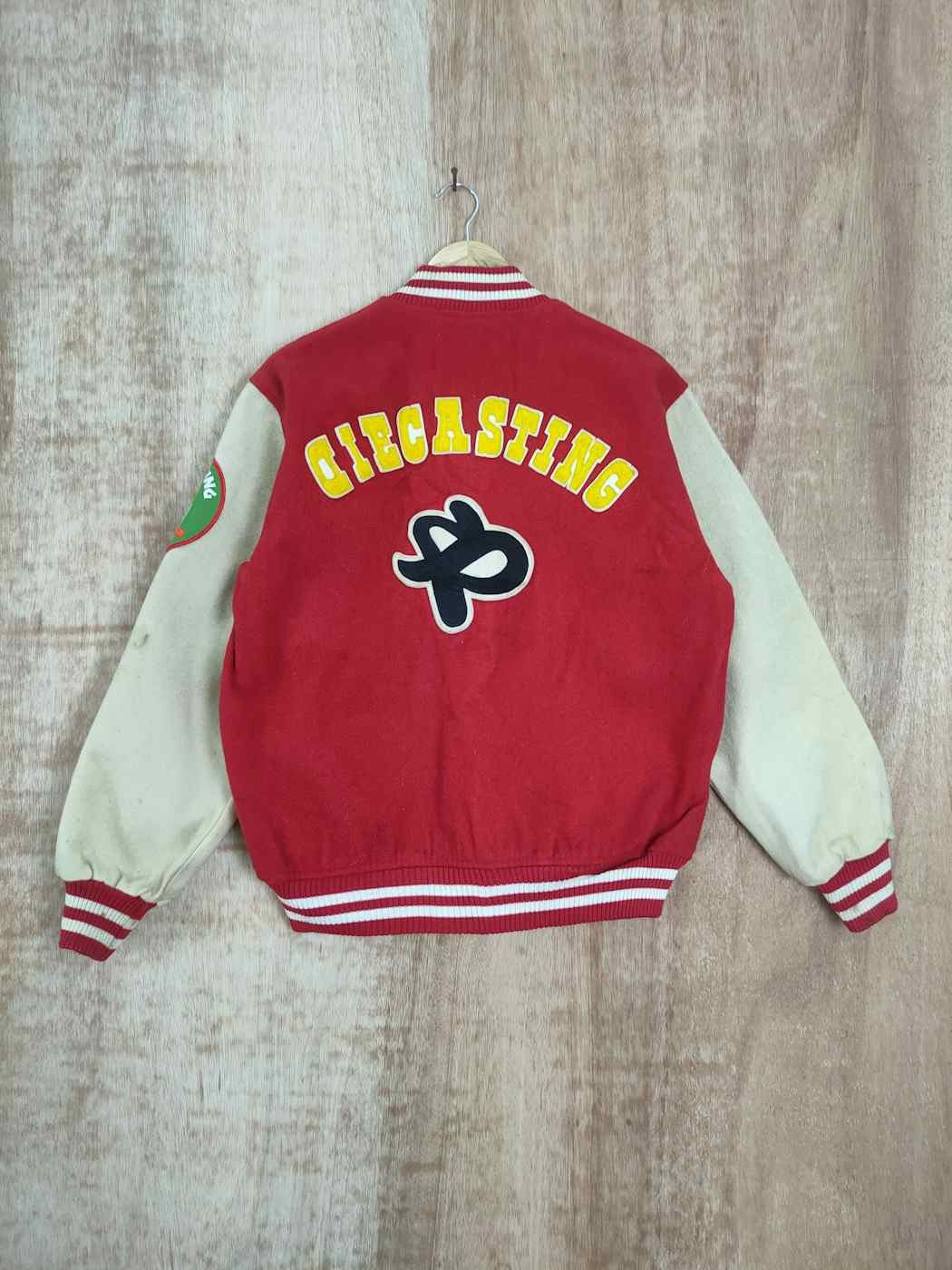 Vintage Die Casting red varsity jacket wool vintage #4213 DLAL Size US L / EU 52-54 / 3 - 1 Thumbnail