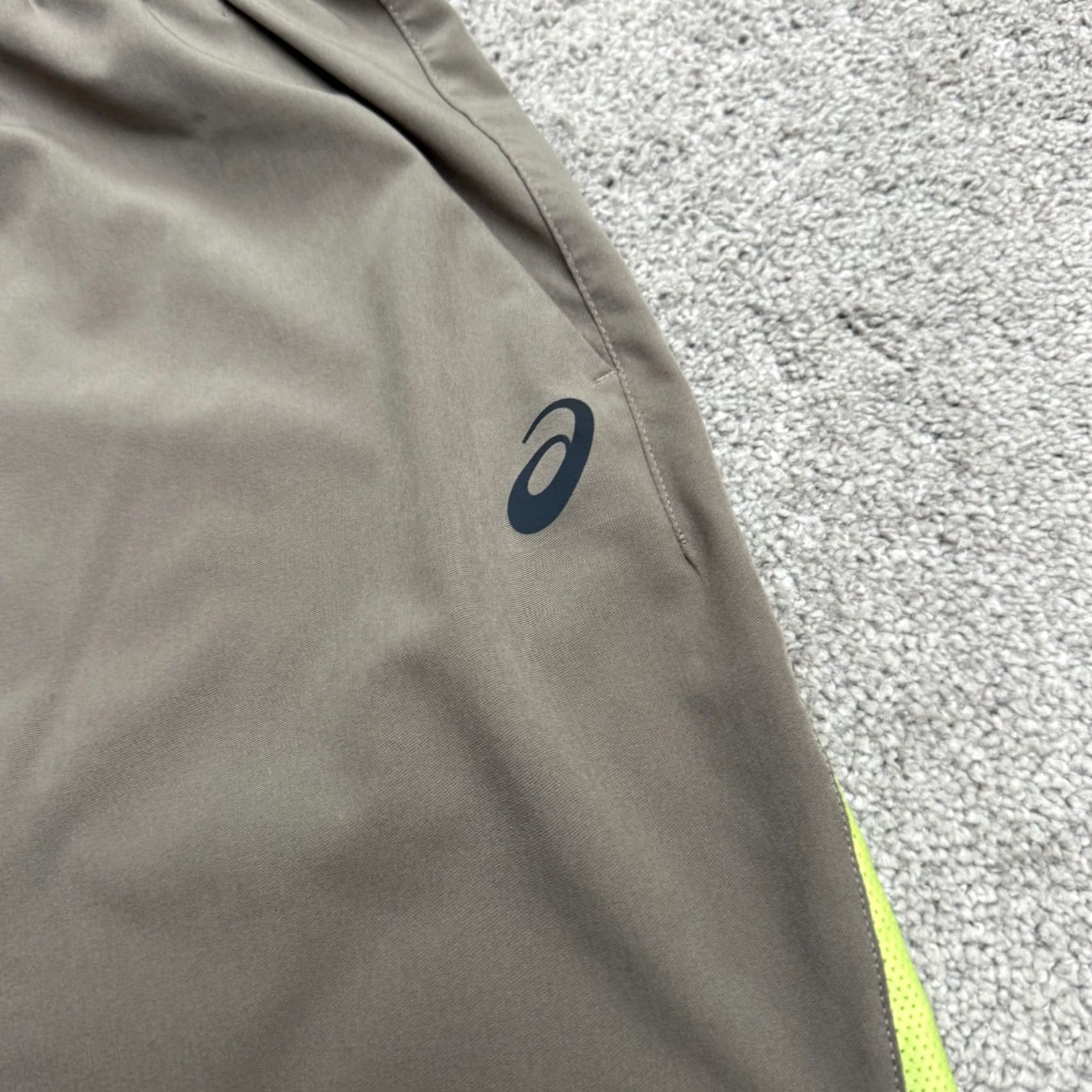 Asics ASICS Running Shorts Mens L Gray Lime Elastic Waist Athletic Gym Casual Sports Size US 33 - 3 Thumbnail