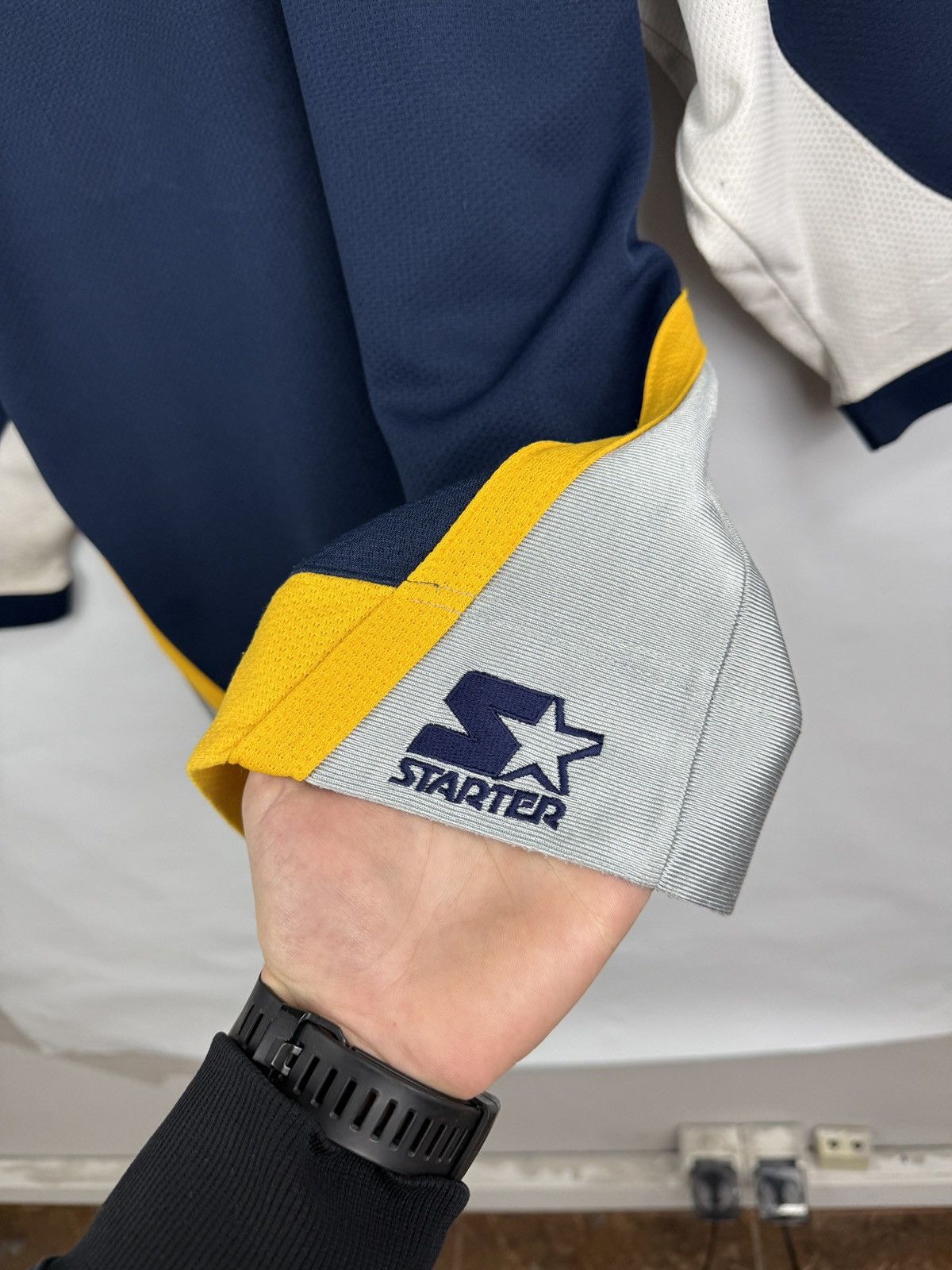 Starter 🇺🇸 Vintage 90s Starter Nashville Predators NHL Hockey Jersey Size US S / EU 44-46 / 1 - 12 Thumbnail