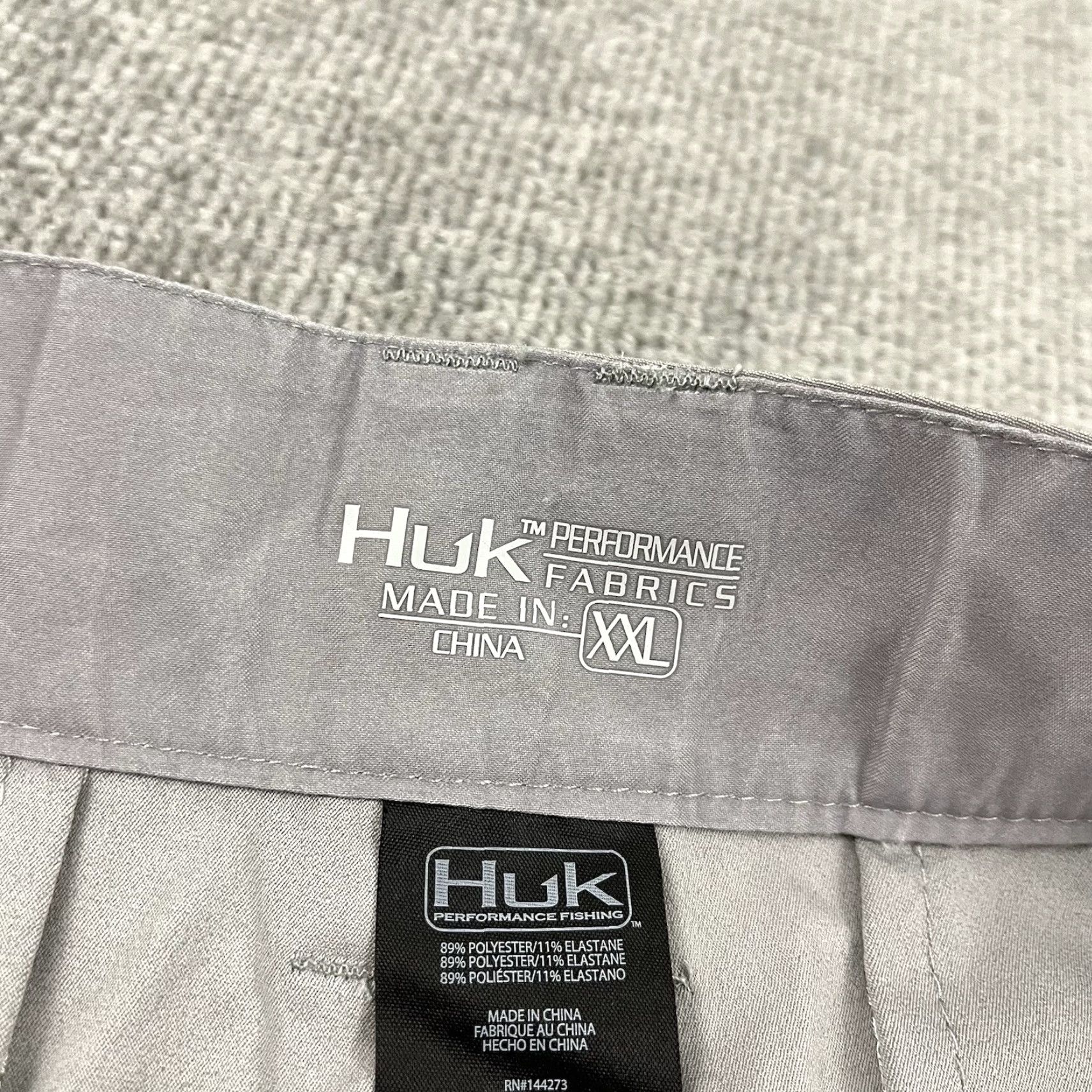 Vintage Huk Pursuit Shorts Mens Size 42 / 5.5" Gray Stretch Chino Casual Outdoor Fishing Activewear Cooler Pockets Breathable Regular Rise 42 in Waist Men Size US 42 / EU 58 - 2 Thumbnail