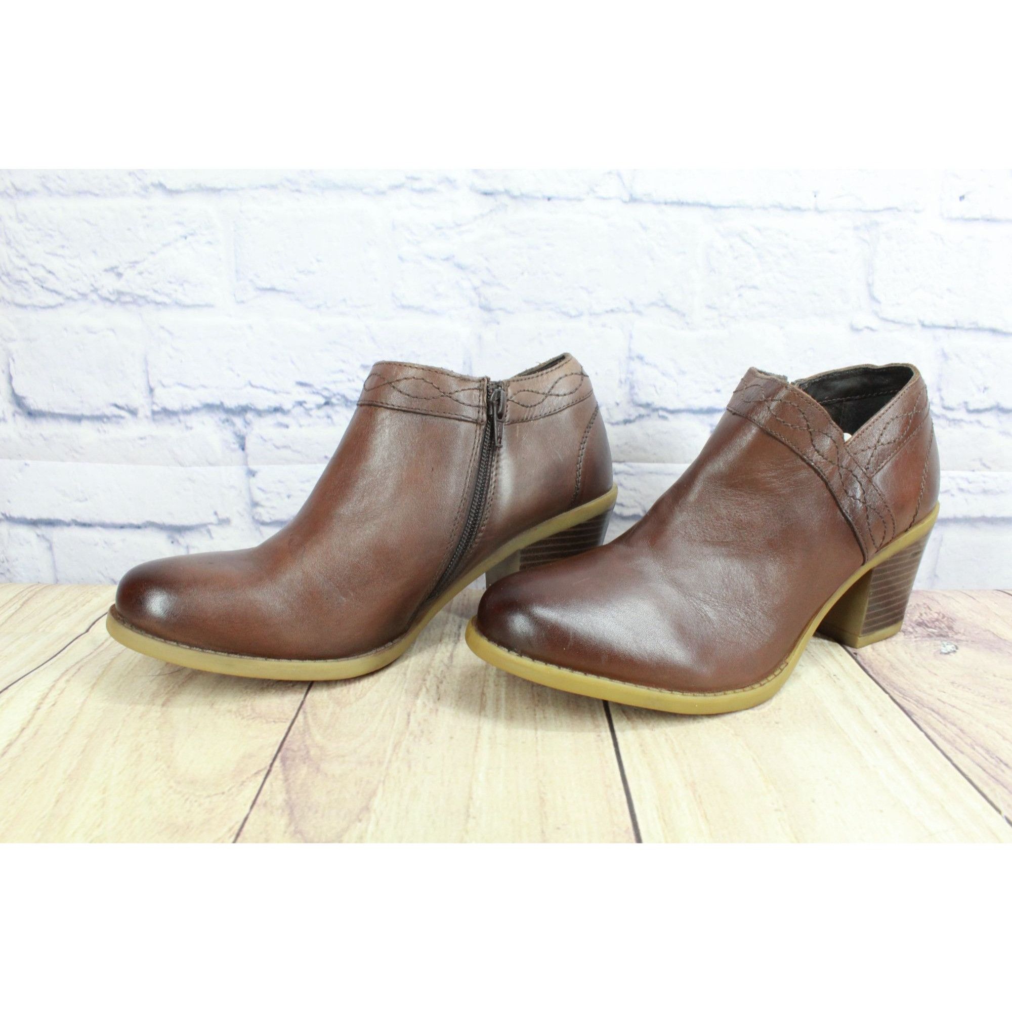 Other Earth Side Zip Notched Heel Brown Leather Ankle Bootie Women Size US 9.5 / IT 39.5 - 3 Thumbnail