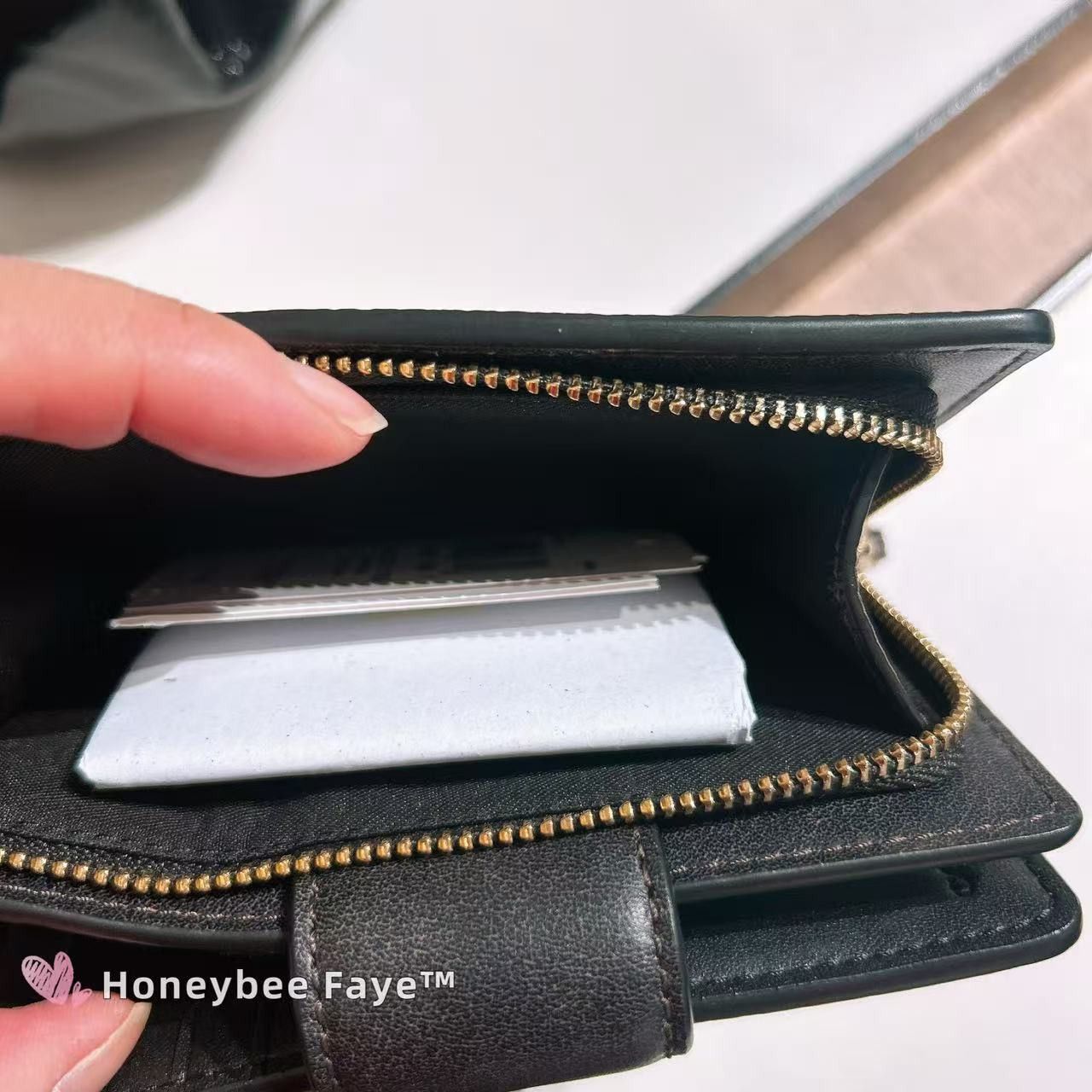 Coach Medium Corner Zip Wallet In Loved Signature Canvas CEC28 Size ONE SIZE - 5 Thumbnail