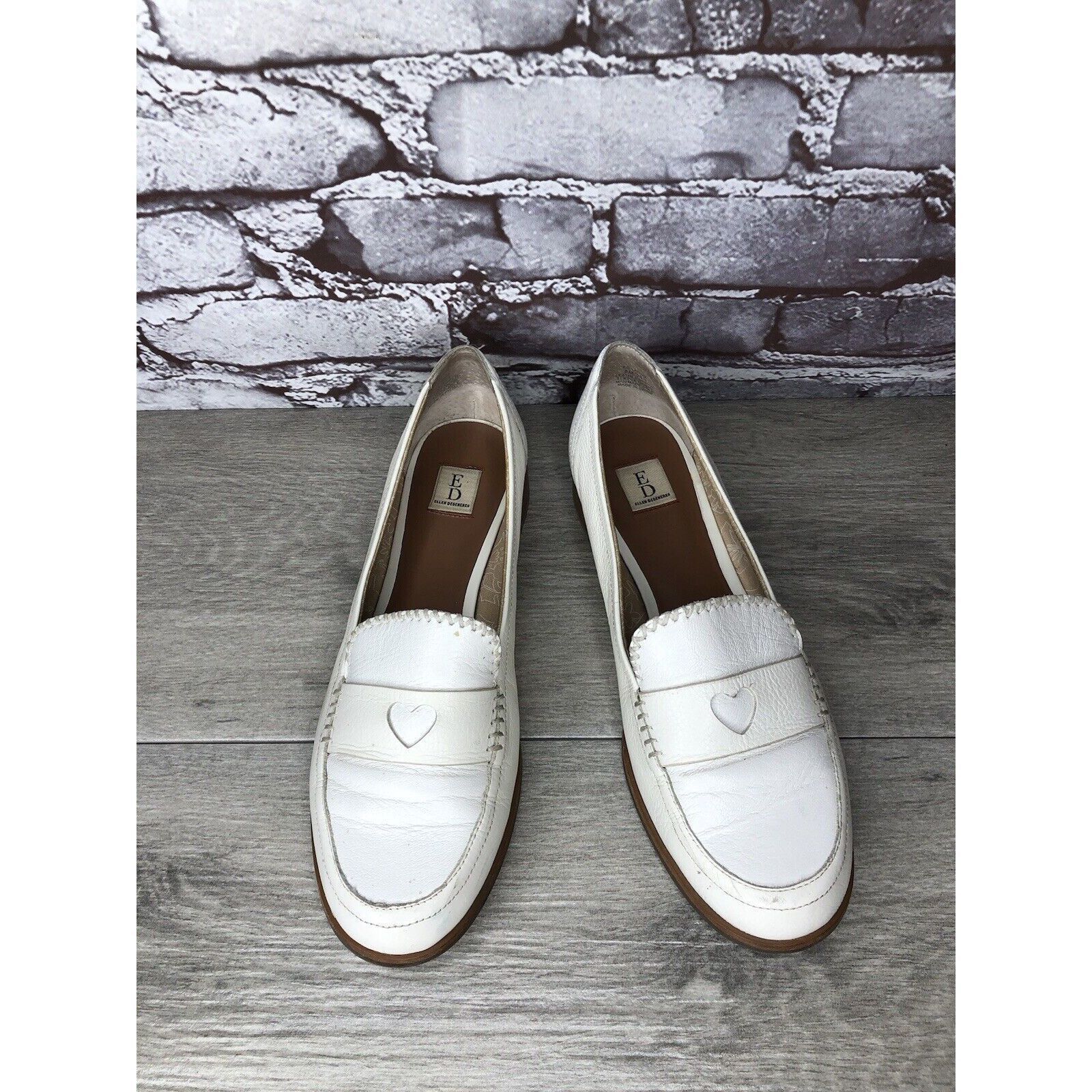 Other Ellen Degeneres ED Laddie White Leather Heart Loafers Shoes Size US 8 / IT 38 - 2 Thumbnail