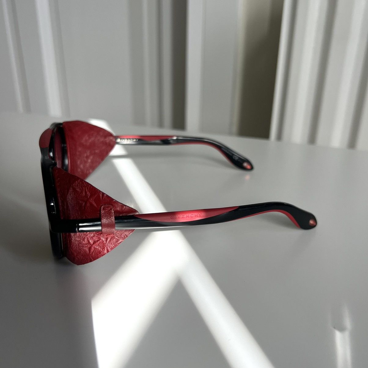 Givenchy Givenchy Leather Sunglasses Size ONE SIZE - 5 Thumbnail