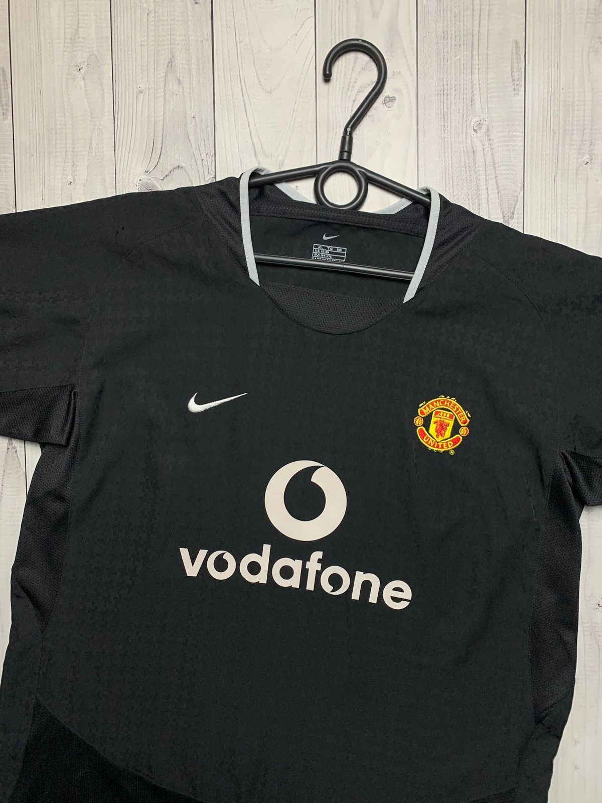 Nike × Vintage Vintage Nike Manchester United black soccer jersey size S Size US S / EU 44-46 / 1 - 2 Thumbnail