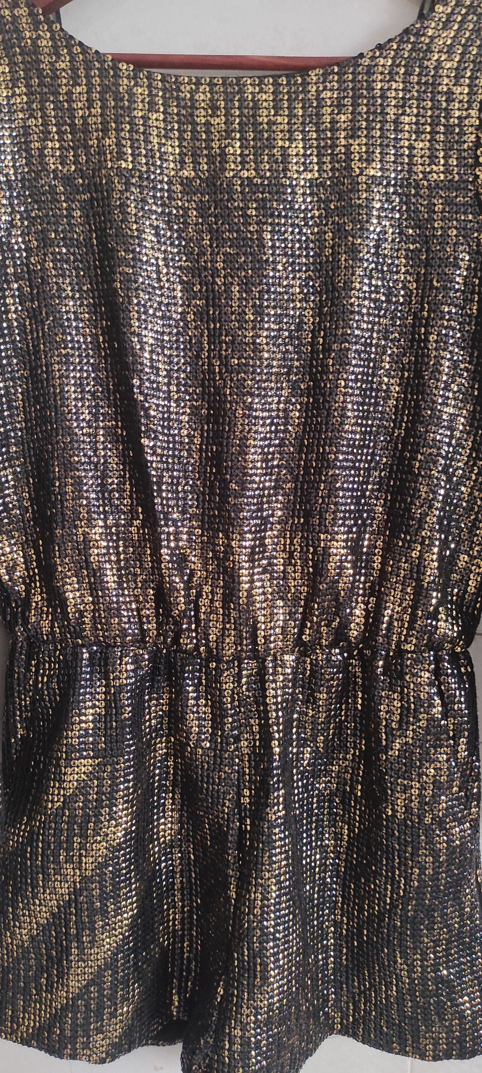 Zara ZARA Jumpsuit Gold Sequin Black Metallic Long Sleeve Romper Size 26" / US 2 / IT 38 - 5 Thumbnail