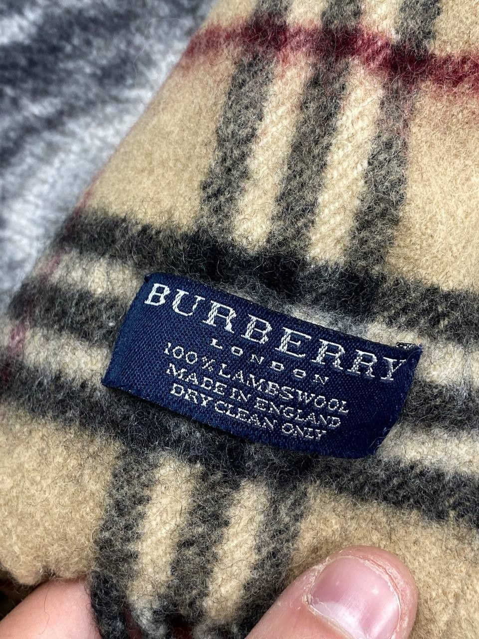 Burberry Burberry Nova Check Wool Scarf Beige Size ONE SIZE - 4 Thumbnail