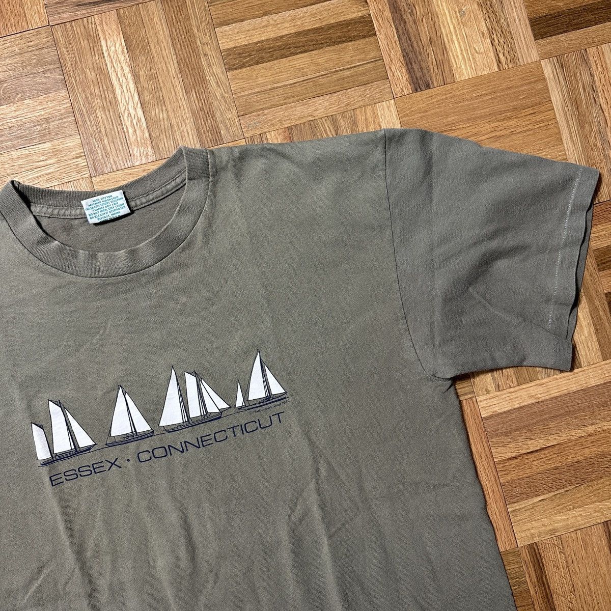 Vintage Vintage Essex Connecticut tee Size US L / EU 52-54 / 3 - 3 Thumbnail