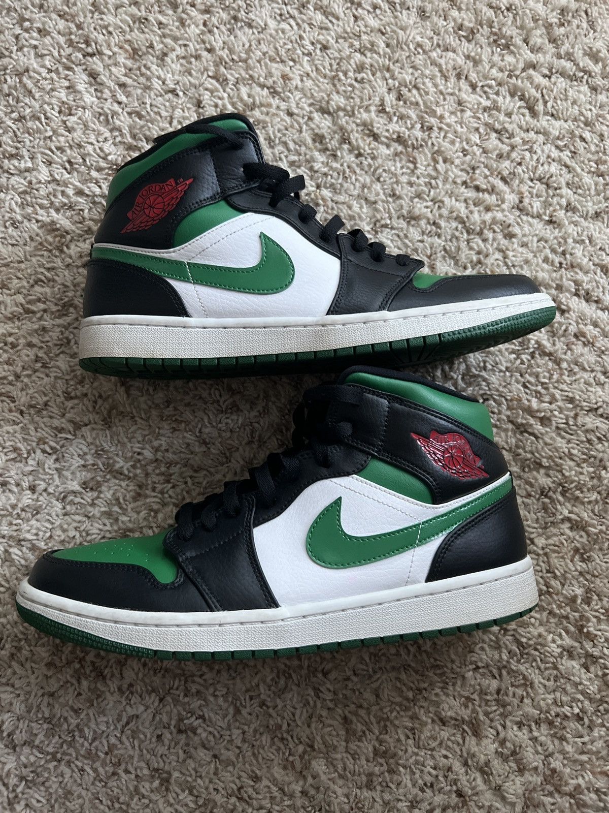 Jordan Brand × Nike Jordan 1 pine green mid toe Size US 10.5 / EU 43-44 - 1 Thumbnail