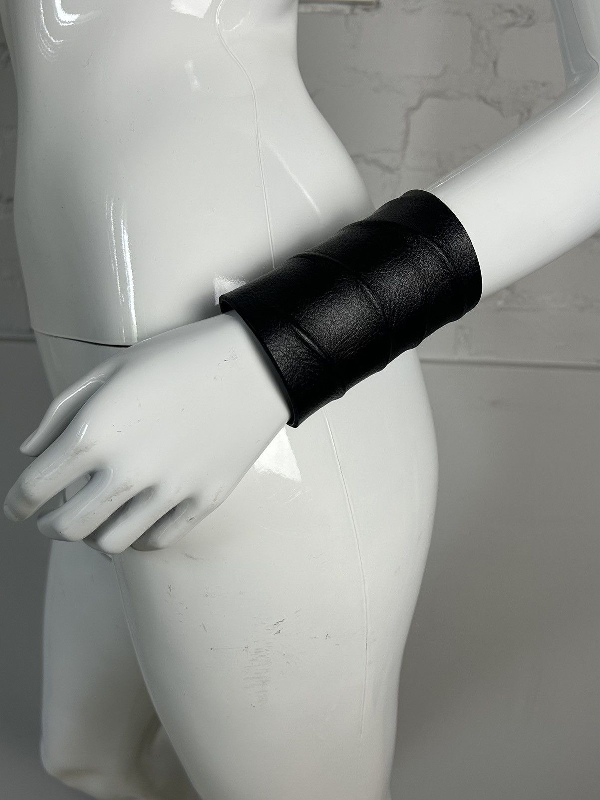 Other Black leather handmade bracelet Size ONE SIZE - 5 Thumbnail