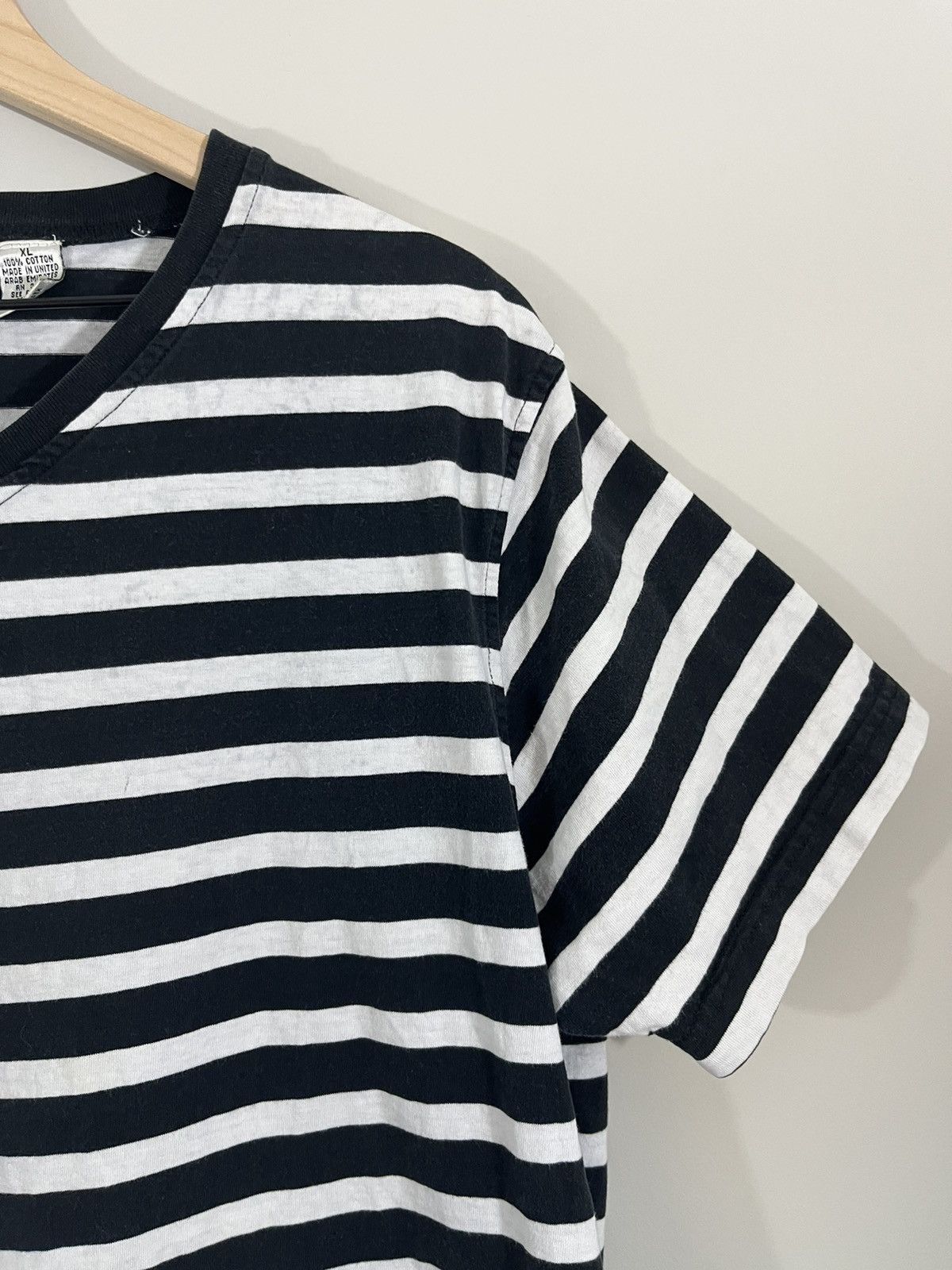 Vintage Basic Blank Prisoner Stripe V Neck Y2K Tee Size US XL / EU 56 / 4 - 4 Thumbnail