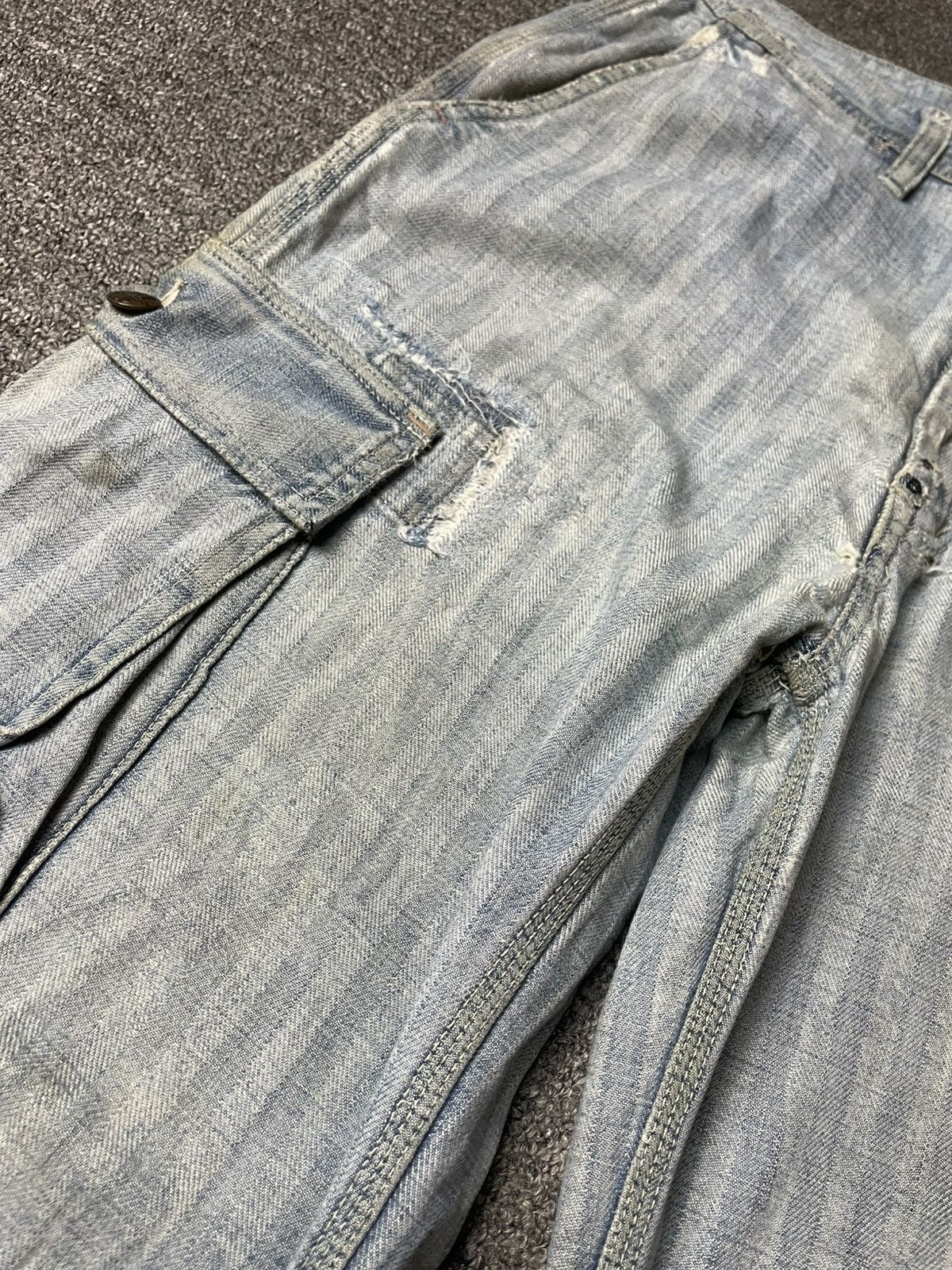Blue Blue Japan × Japanese Brand × Vintage BLUE BLUE Brand Cargo Denim Jeans (112) Size US 31 - 5 Thumbnail