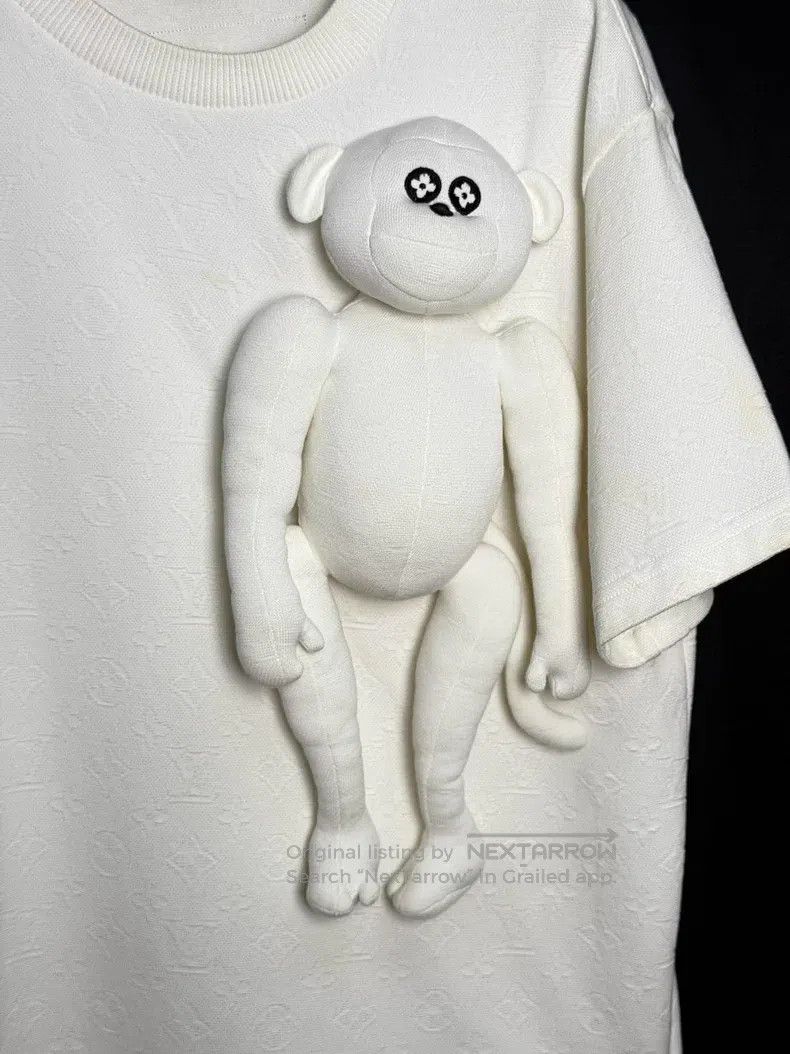 Louis Vuitton Louis Vuitton Monkey doll short sleeve T-shirt Size US M / EU 48-50 / 2 - 2 Thumbnail
