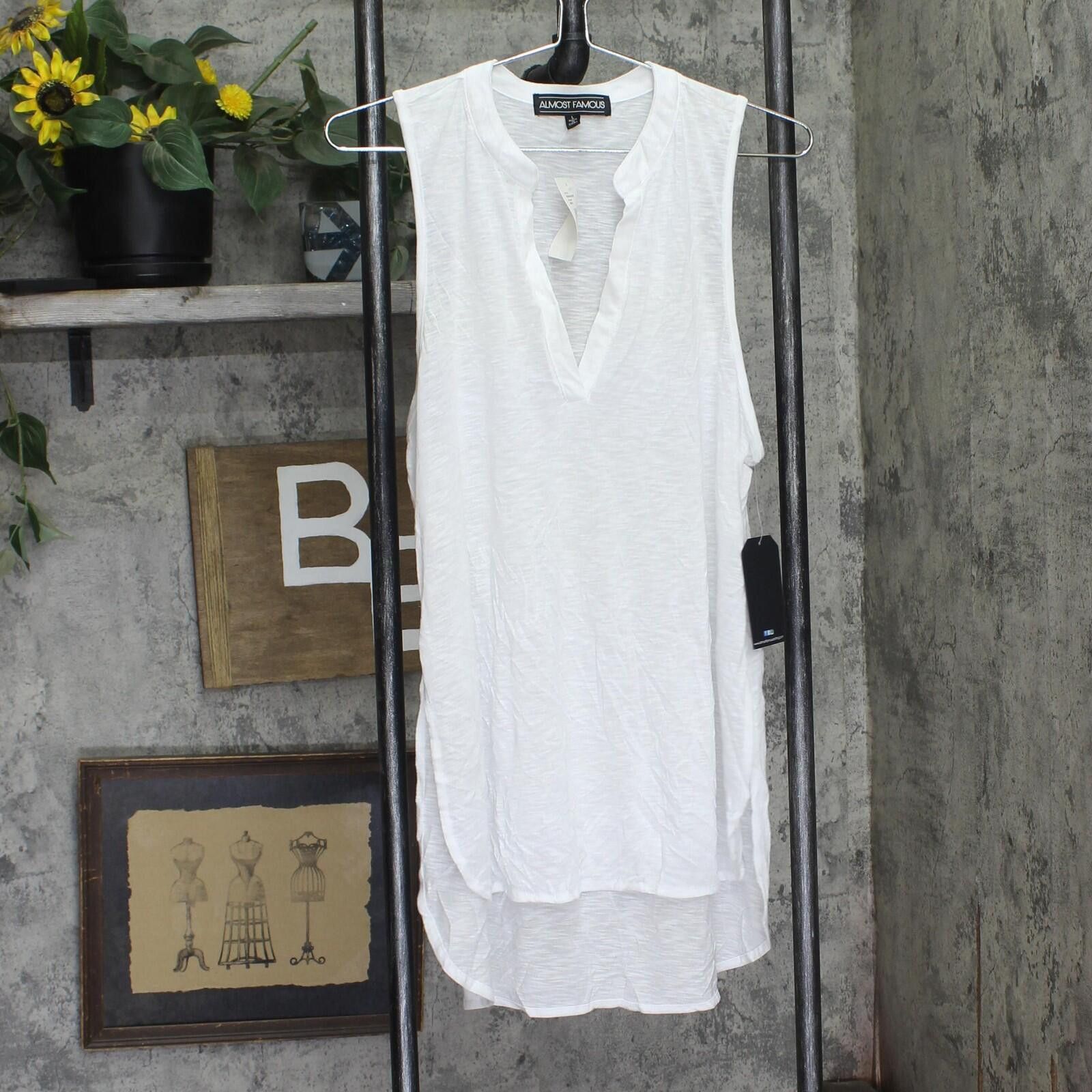 Almost Famous Nwt Almost Famous Juniors Utility Tunic Shirt Top White L Size L / US 10 / IT 46 - 1 Thumbnail