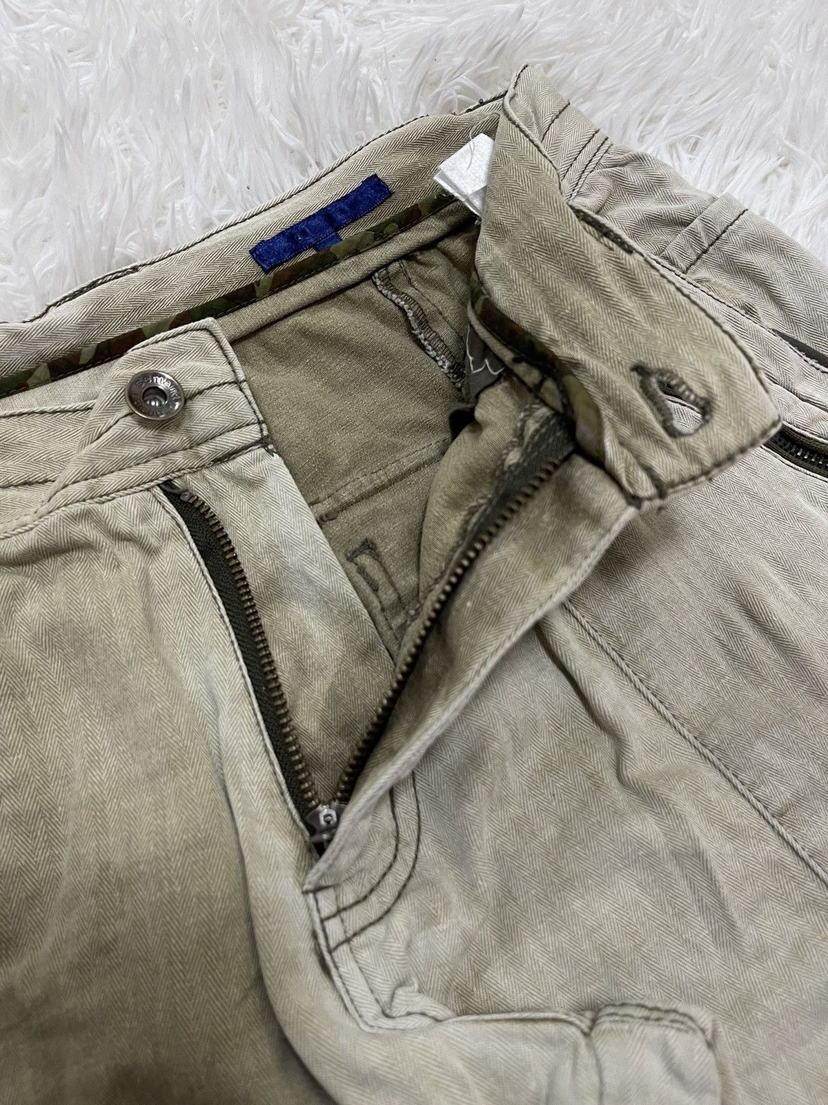 Japanese Brand × semanticdesign Distressed Semantic Design Bleached Flared Leg Pants Size US 32 / EU 48 - 8 Thumbnail