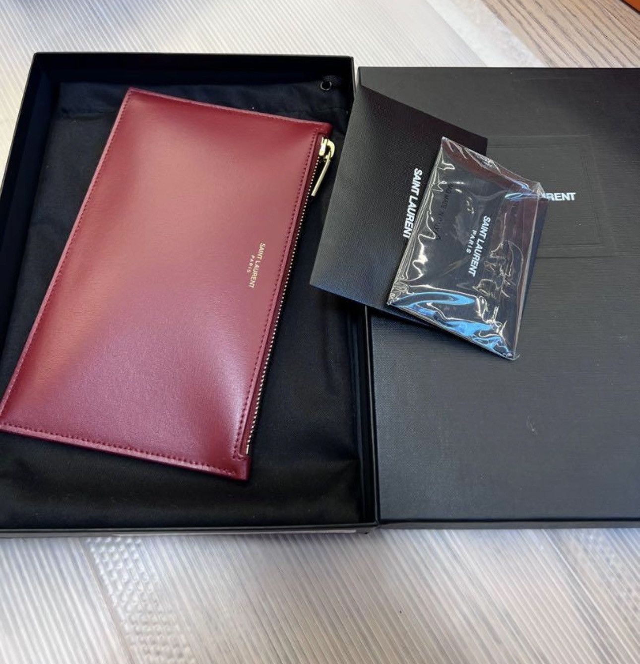 Yves Saint Laurent YSL Saint Laurent M#I@boxpouch Size ONE SIZE - 1 Thumbnail