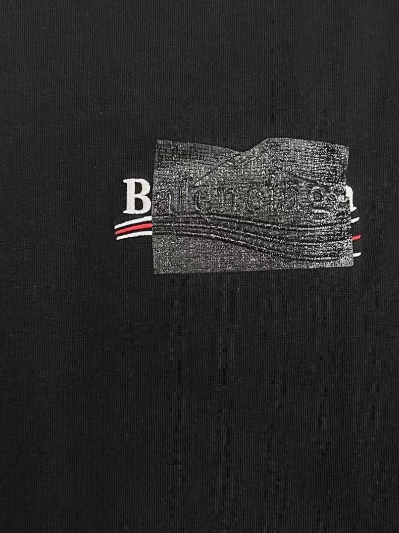 Balenciaga Balenciaga Solid logo print shaded crew neck short sleeve Size US S / EU 44-46 / 1 - 3 Thumbnail