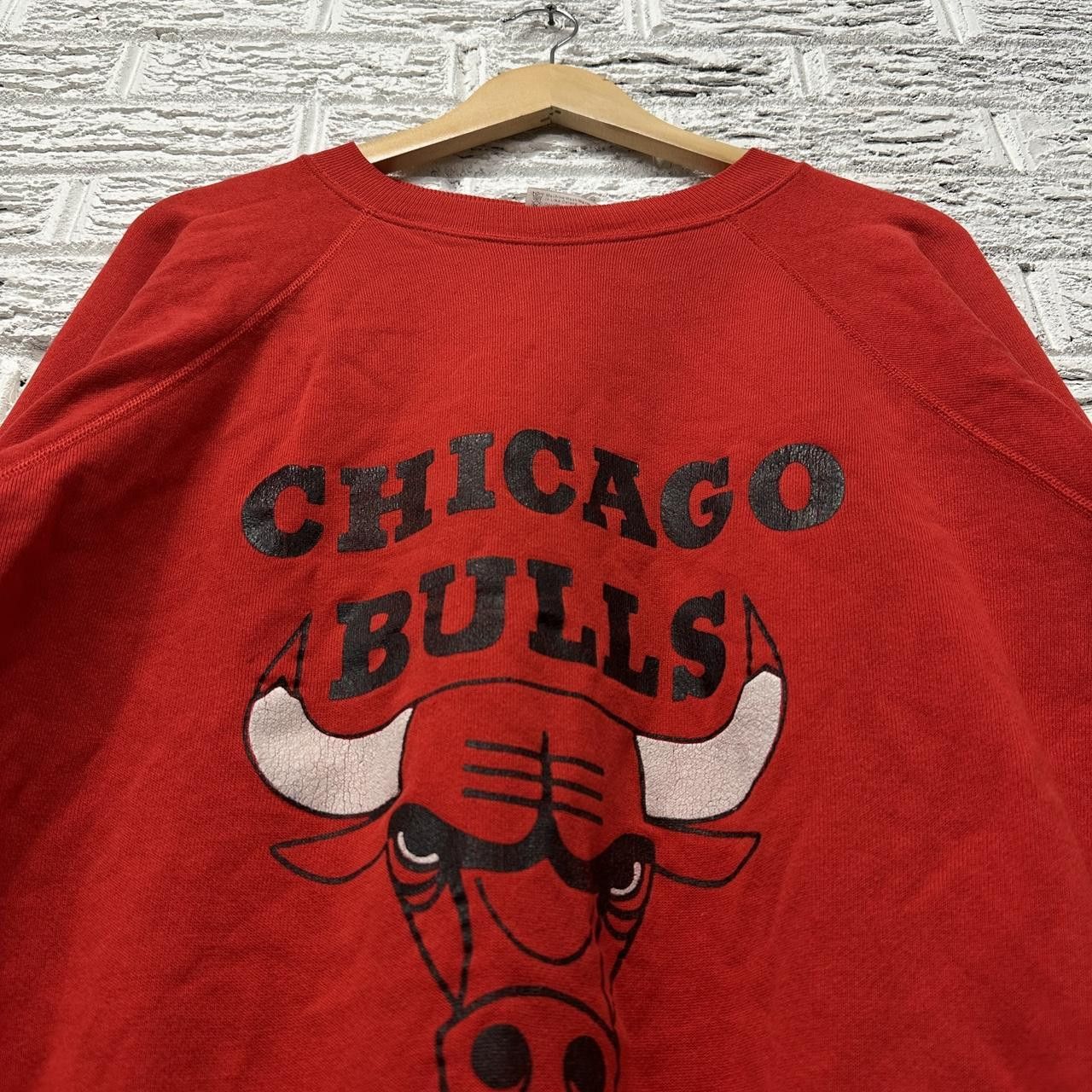 Vintage Vintage Chicago Bulls NBA Sweatshirt XL Size US XL / EU 56 / 4 - 1 Thumbnail
