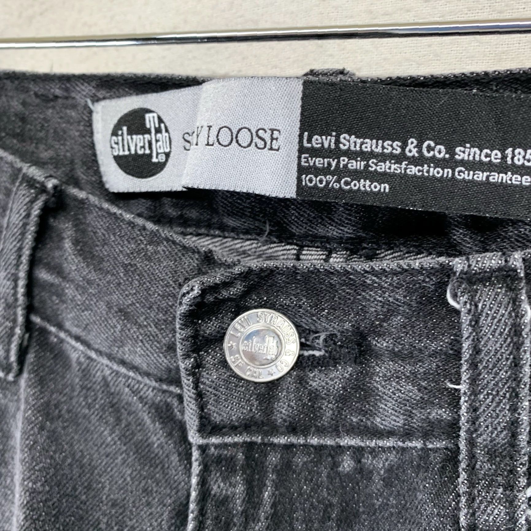 Levi's VINTAGE Levi's Women's Jeans 14 Regular Black Denim High Rise Straight Adjustable Waist 90s Classic Size 36" / US 14 / IT 50 - 5 Thumbnail