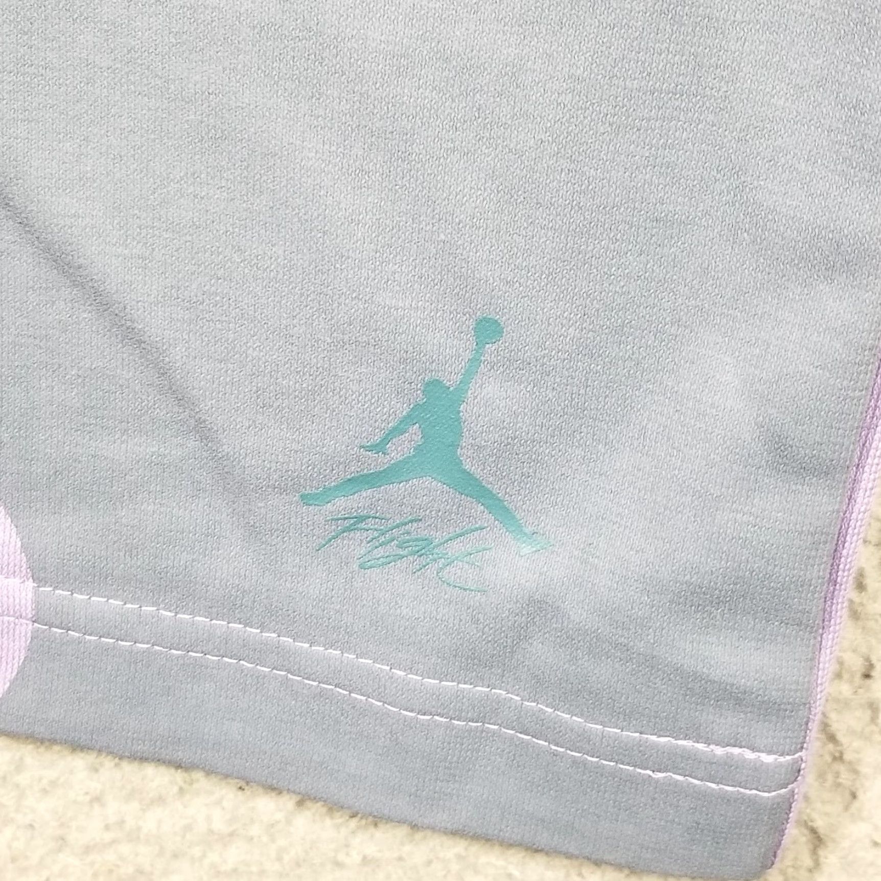 Jordan Brand Jordan T-Shirt Womens XS Purple Graphic Face Oversized Crew Neck FA23 Size XS / US 0-2 / IT 36-38 - 3 Thumbnail
