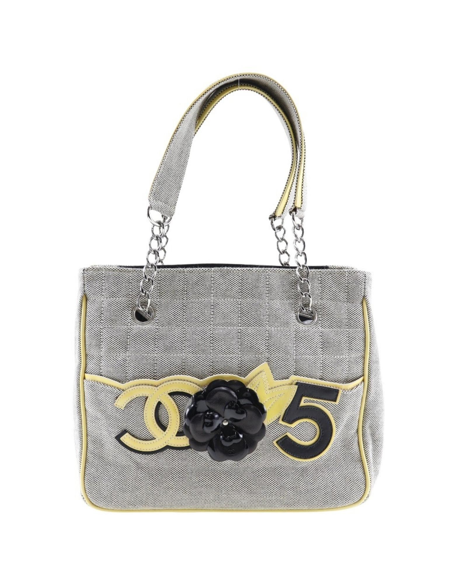 image of Chanel Gray Canvas Camellia Tote Bag in Grey, Women's