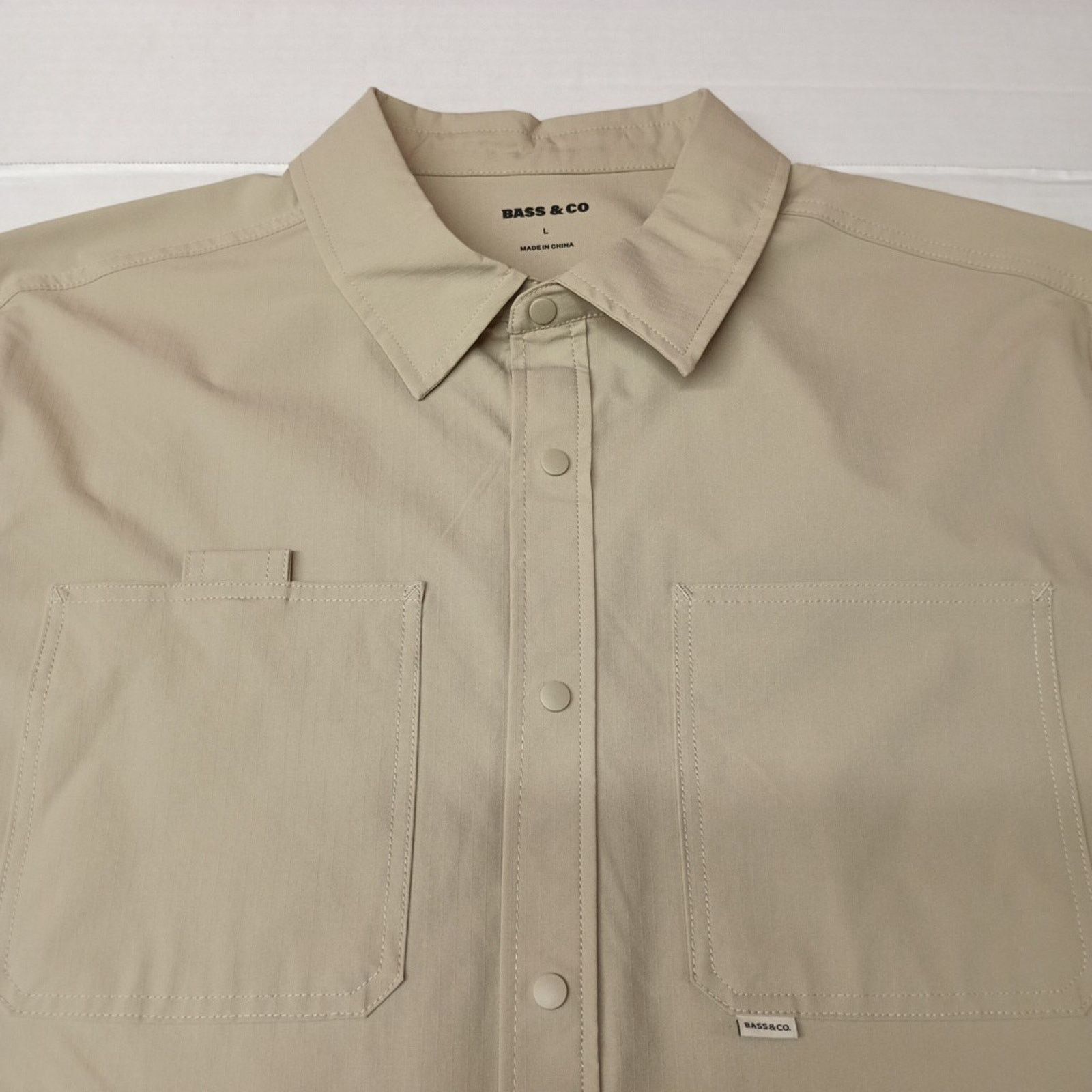 G.H. Bass & Co. Bass and Co. Techstop Snap Shacket Men's Size L Large Beige Size US L / EU 52-54 / 3 - 3 Thumbnail