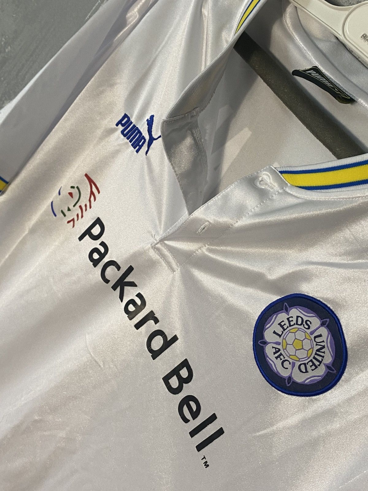Puma Retro Leeds United Puma Soccer Jersey #4 Haaland Soccer Size US L / EU 52-54 / 3 - 7 Thumbnail