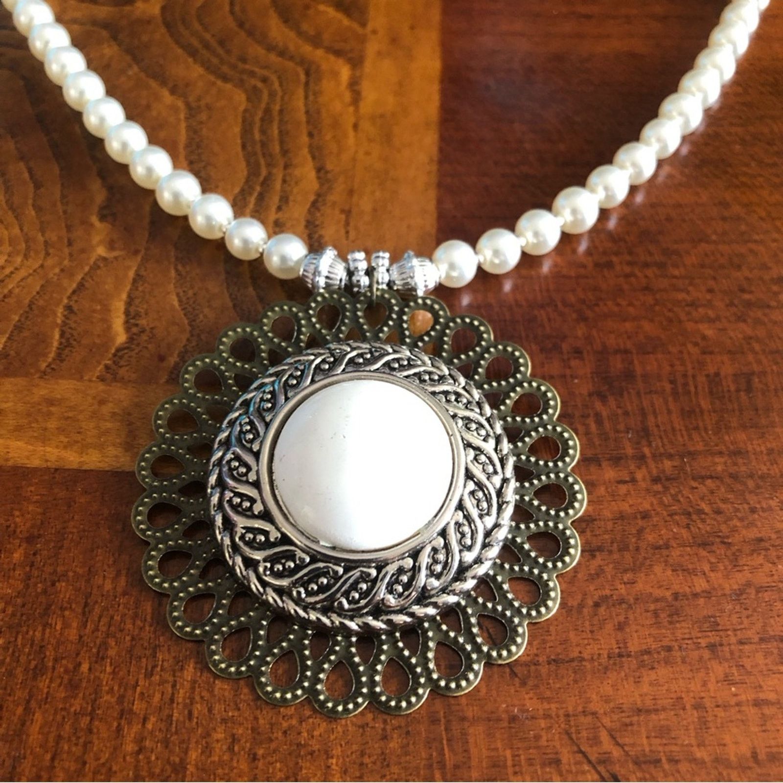 Handmade Handcrafted repurpose filigree medallion Pearl necklace Size ONE SIZE - 8 Thumbnail