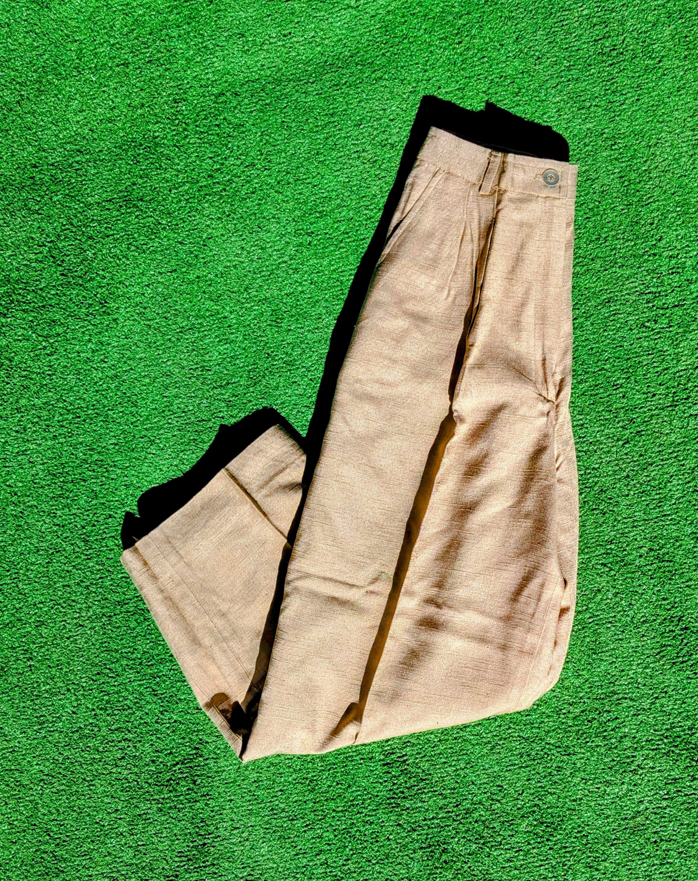Jones New York Vtg Jones New York Petite Khaki Pleated Straight Leg Pants Size 24" / US 00 / IT 34 - 4 Thumbnail