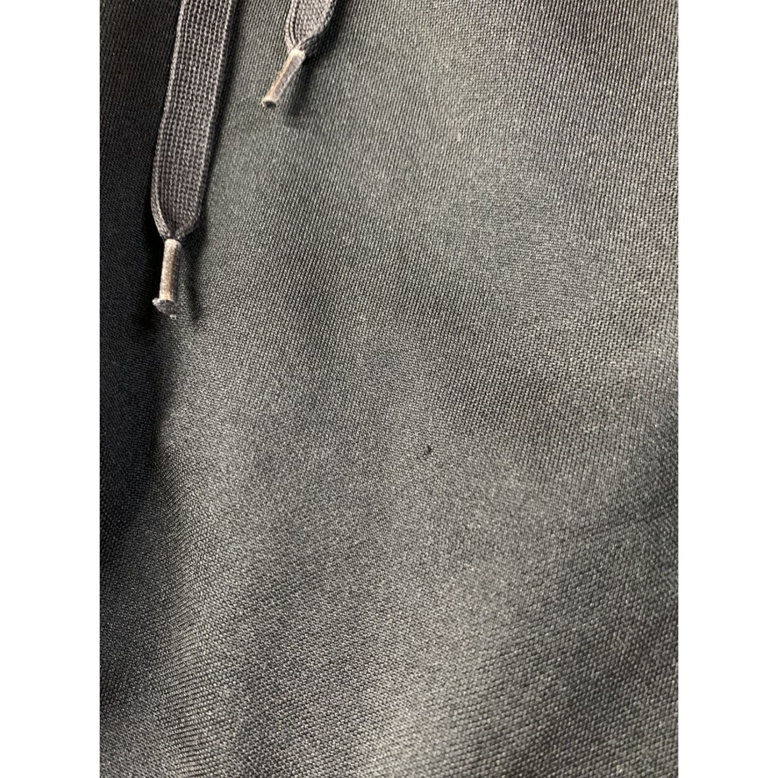 Nike NIKE DRI-FIT ACADEMY SHORTS Football Men S Black and White 2022 Nike Dri-Fit Shorts S Size US 29 - 7 Thumbnail