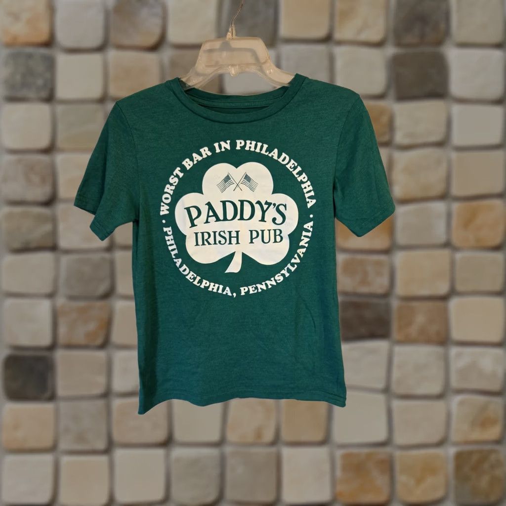 Ripple Junction Ripple Junction It's Always Sunny In Philadelphia Paddy's Irish Pub Green T Shirt Sz XS Mens Size US XS / EU 42 / 0 - 1 Thumbnail